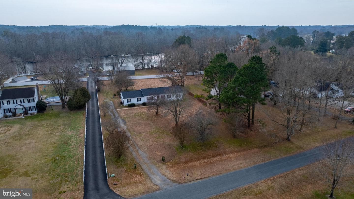 34157 Somerset Rd photo 36