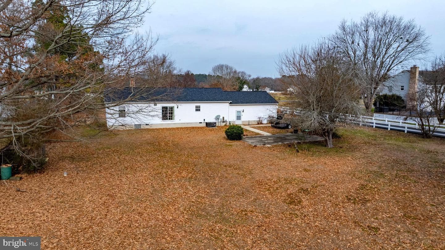 34157 Somerset Rd photo 39