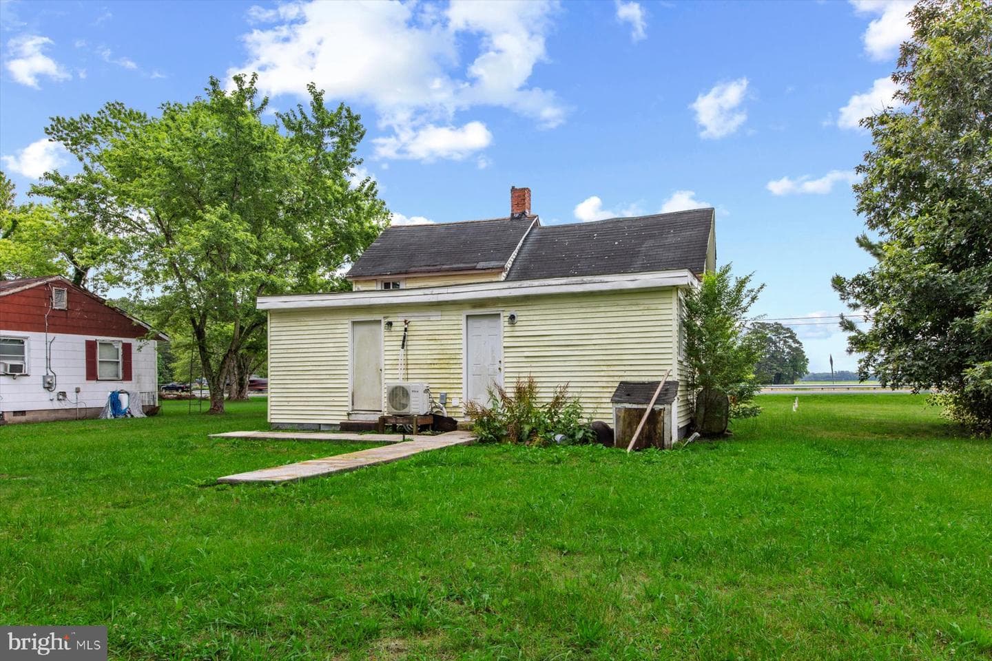 29564 Deal Island Road W photo 4