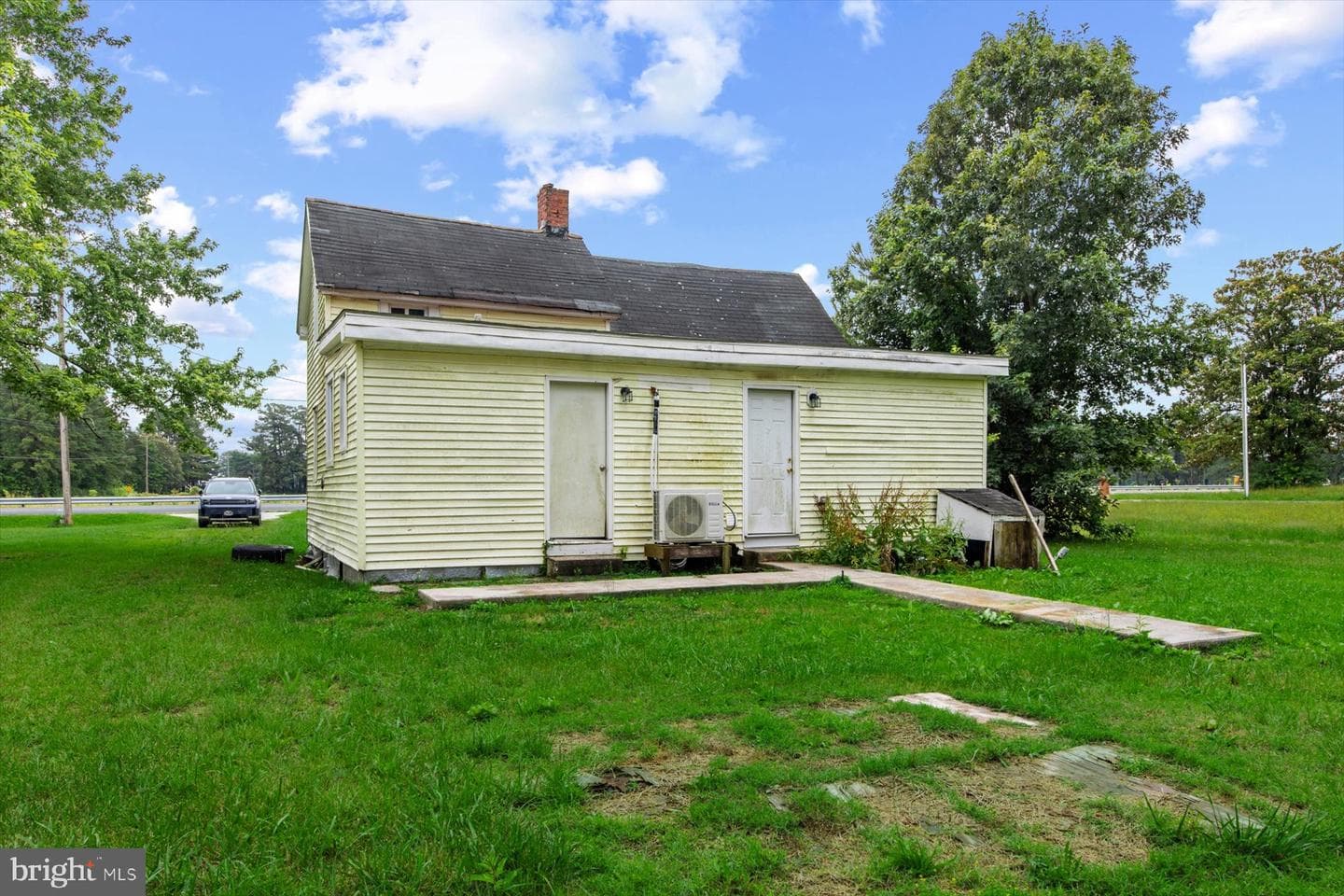 29564 Deal Island Road W photo 6