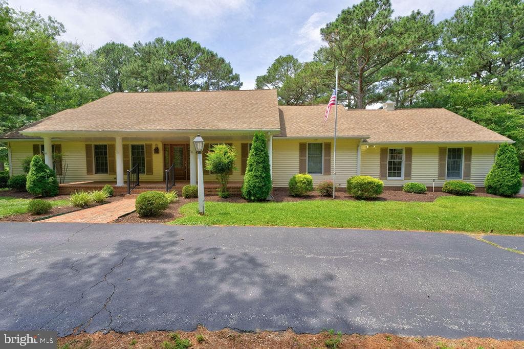30124 Peggy Ln, Princess Anne