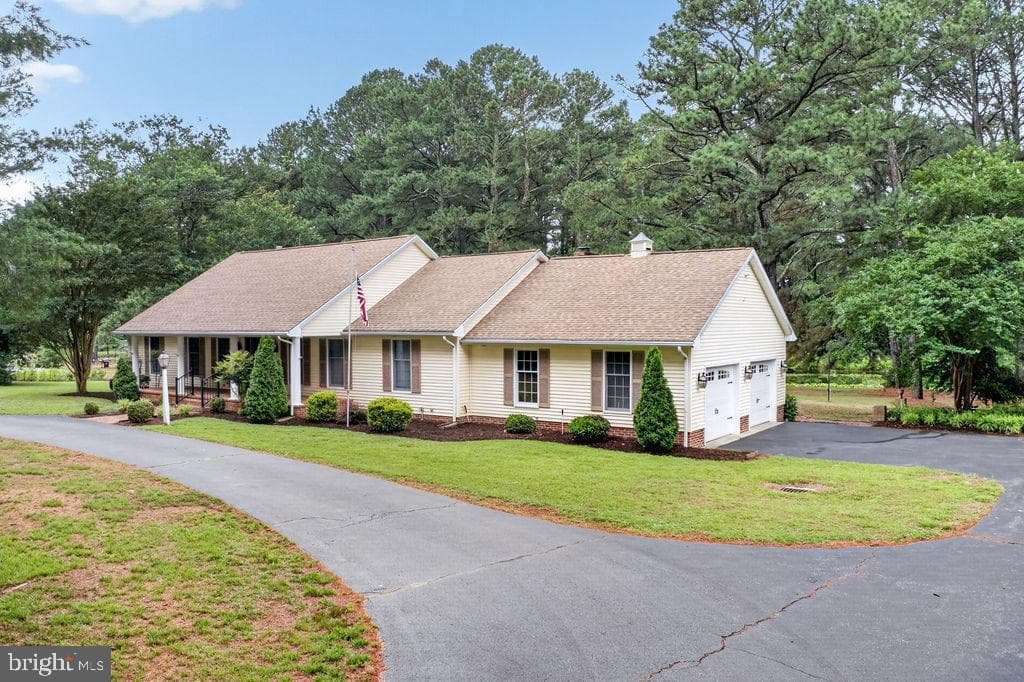30124 Peggy Ln, Princess Anne