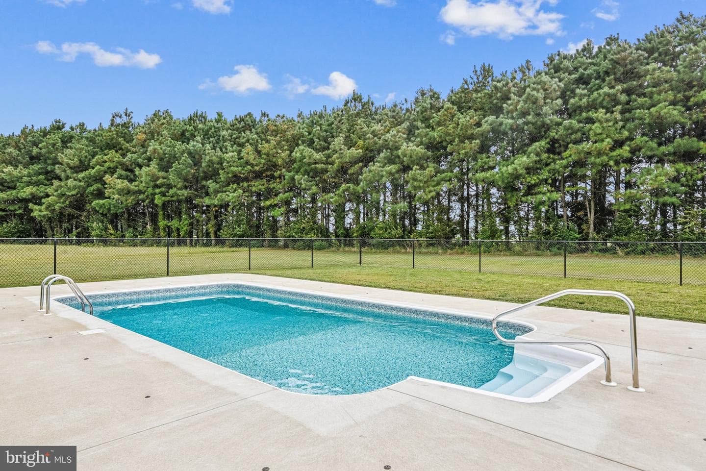 10660 Rosewood Court photo 34