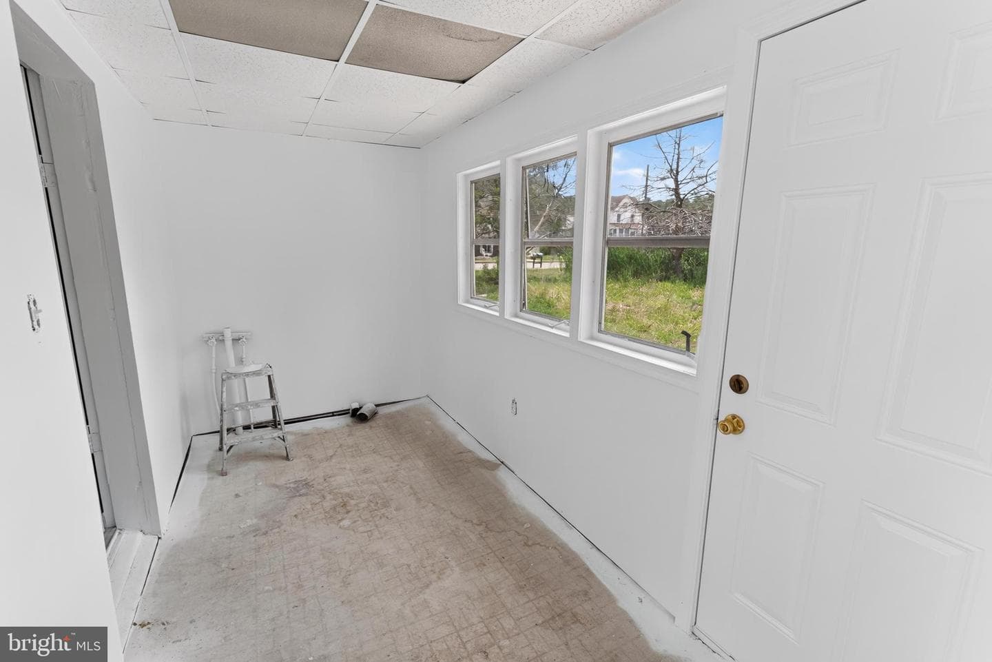 272 S Somerset Avenue photo 25