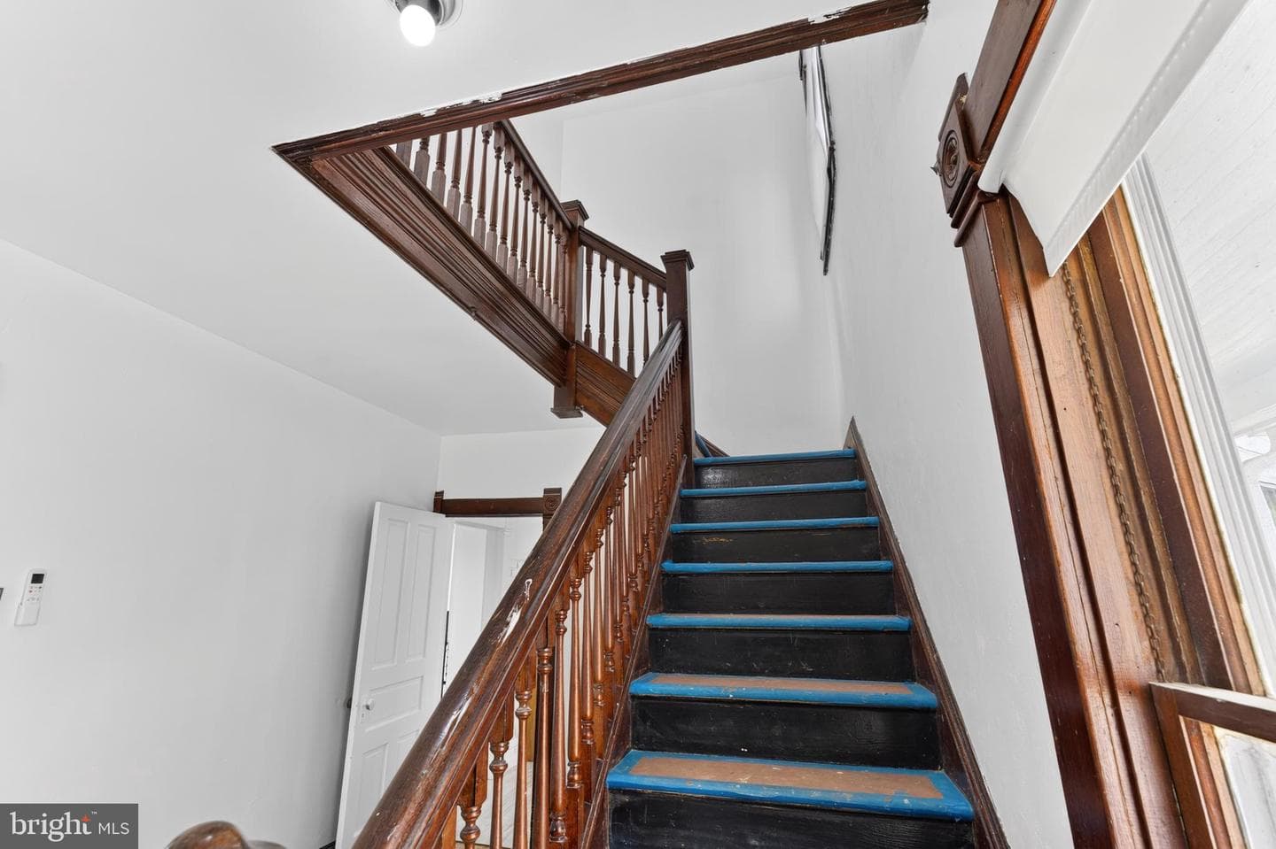 272 S Somerset Avenue photo 29