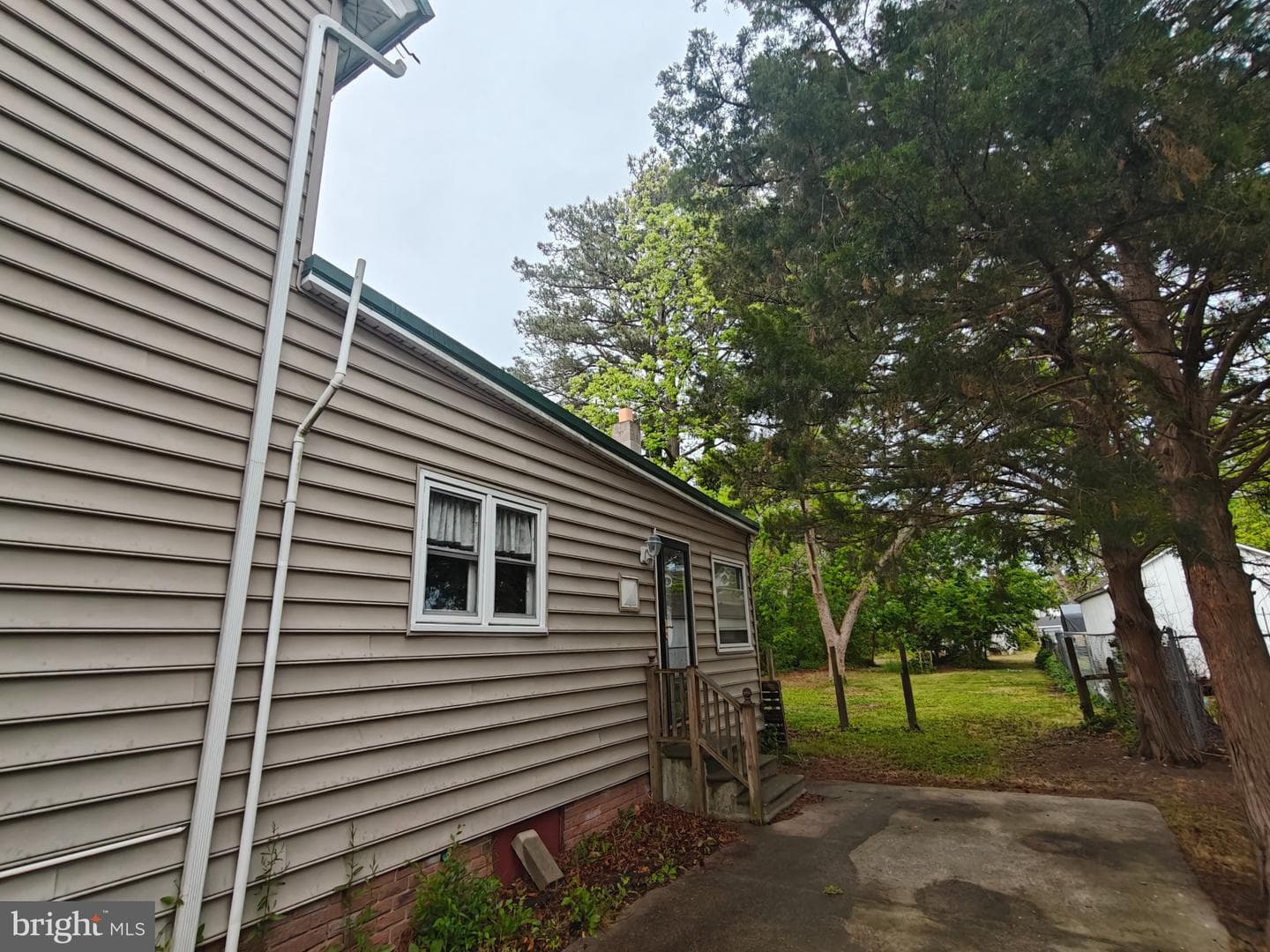 103 S Somerset Avenue photo 137