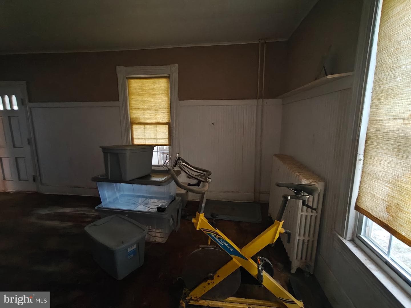 103 S Somerset Avenue photo 18