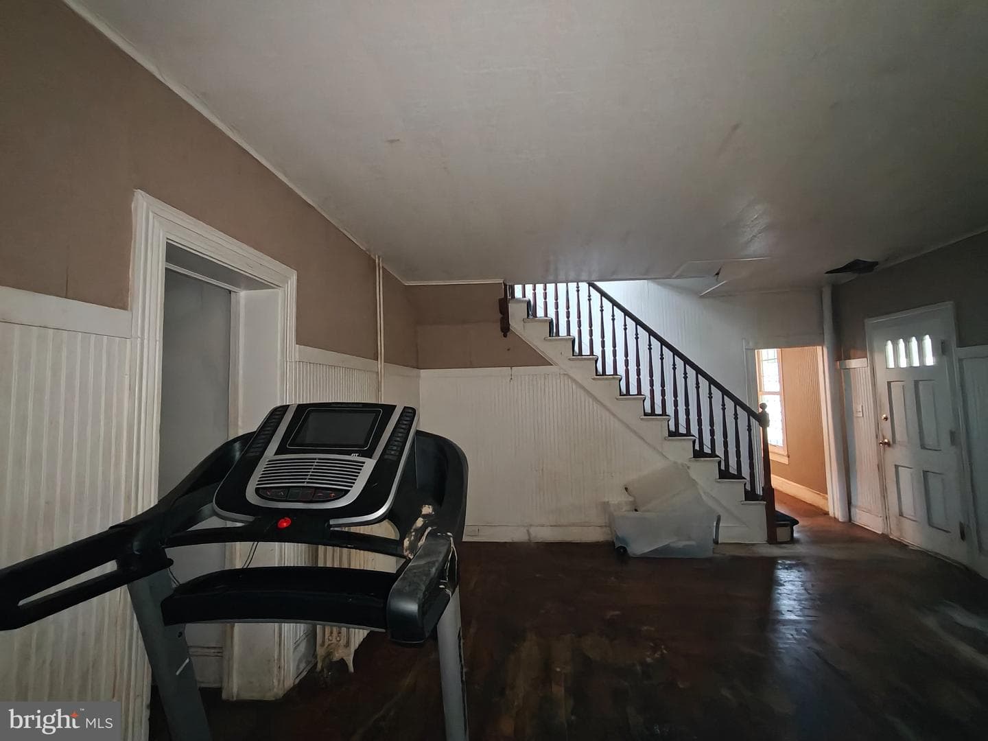 103 S Somerset Avenue photo 19