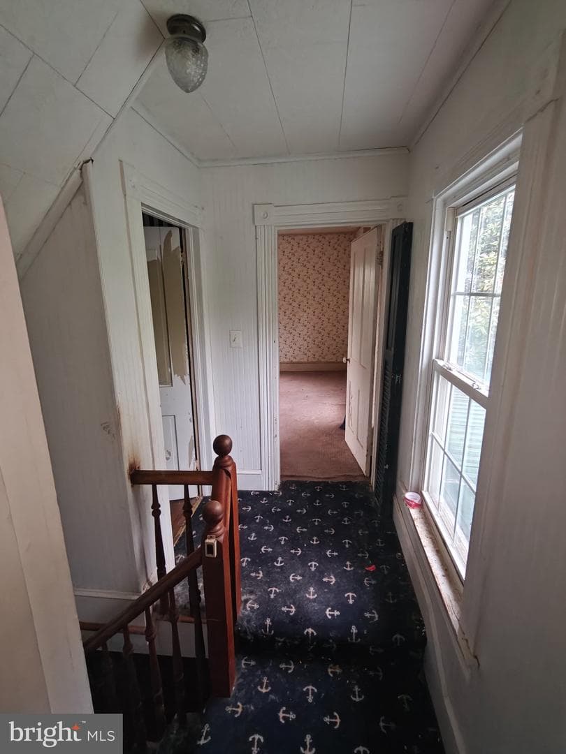 103 S Somerset Avenue photo 53