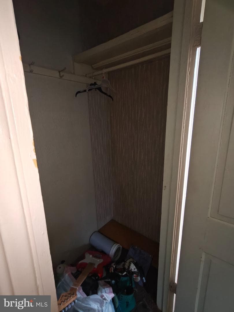103 S Somerset Avenue photo 86
