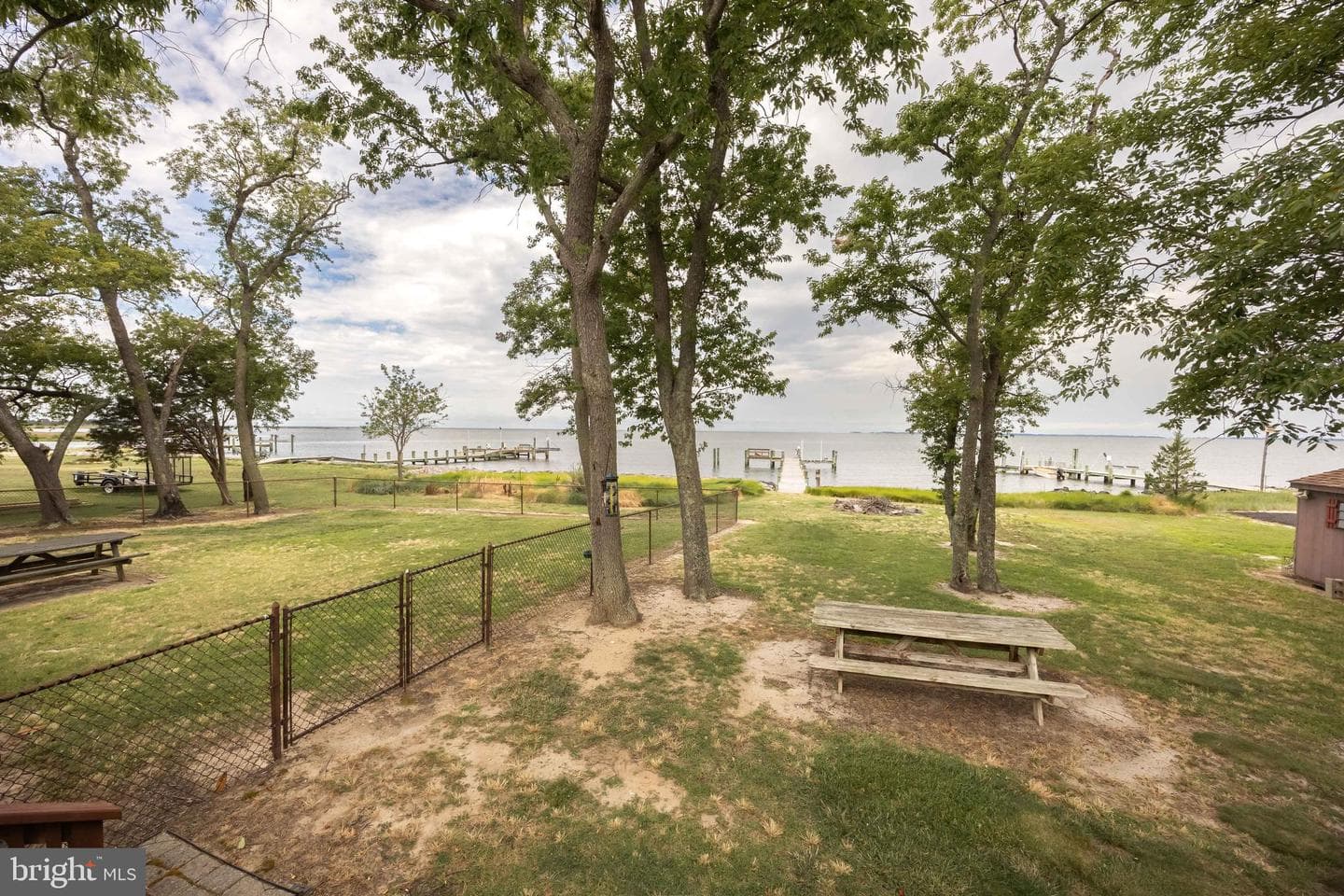 7940 Riverview Road photo 57