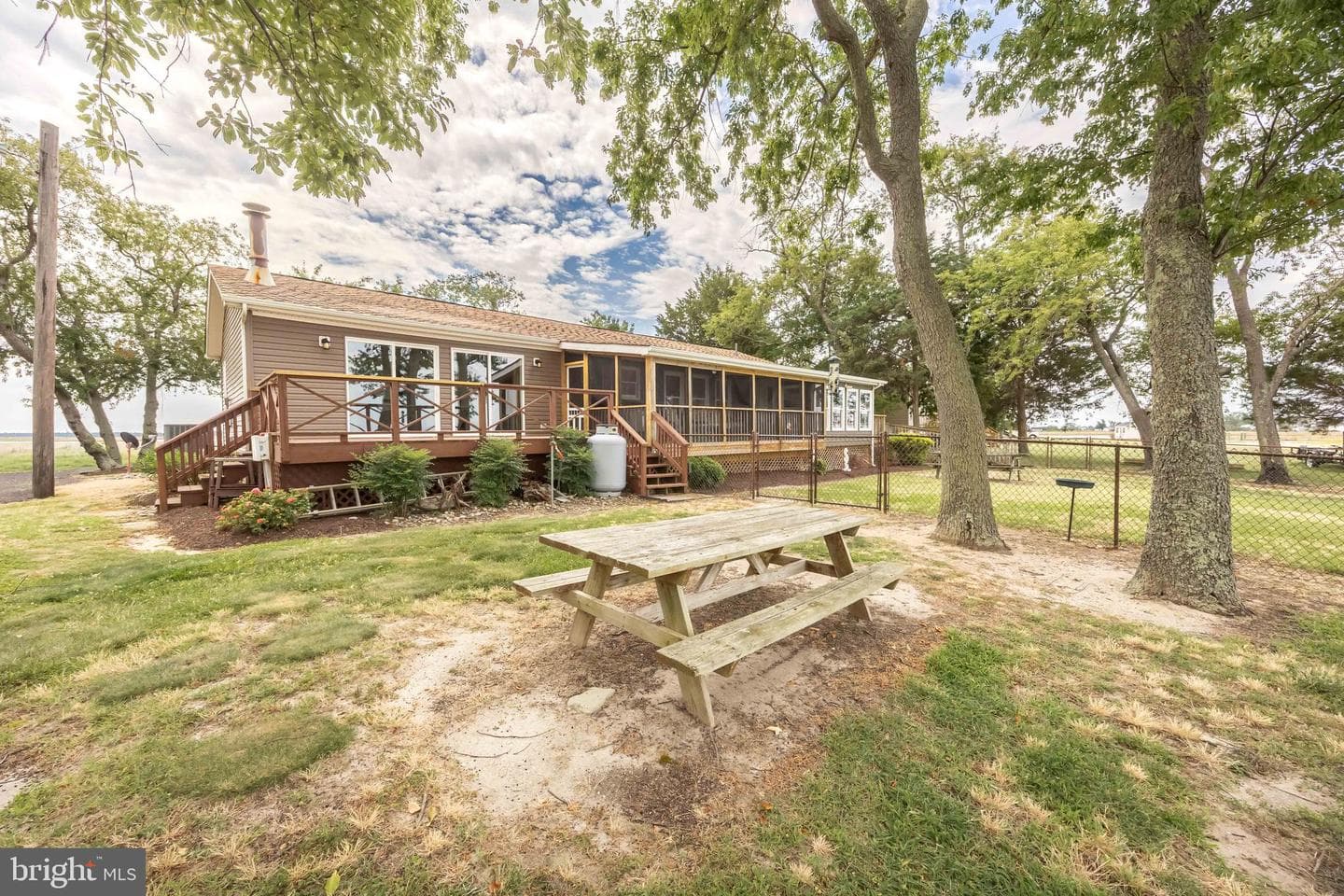 7940 Riverview Road photo 60