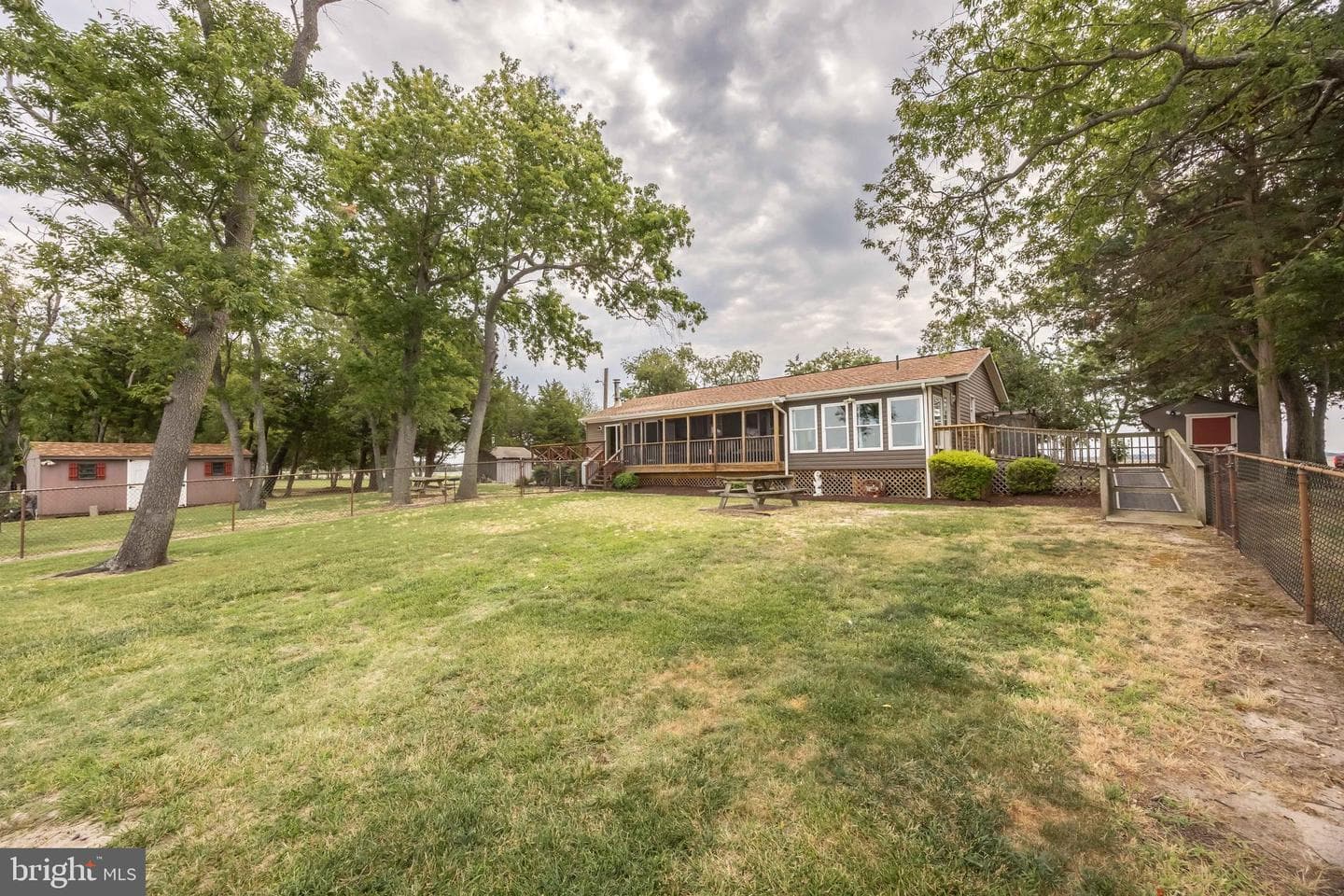 7940 Riverview Road photo 64
