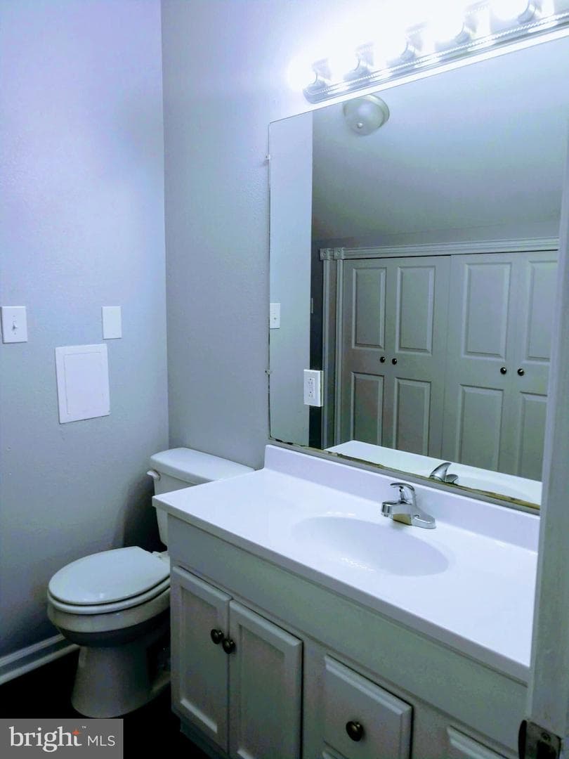 5757 Dockside Lane photo 26
