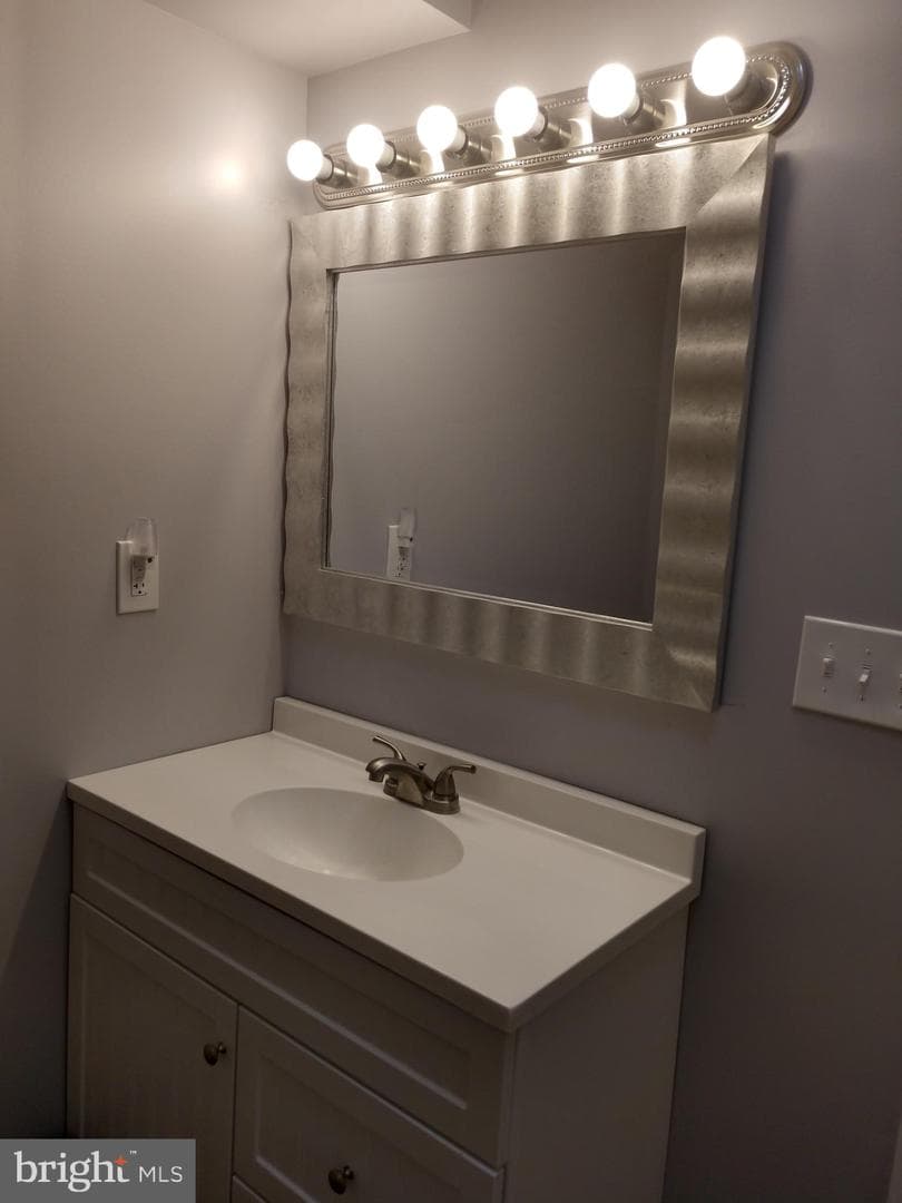 5757 Dockside Lane photo 9