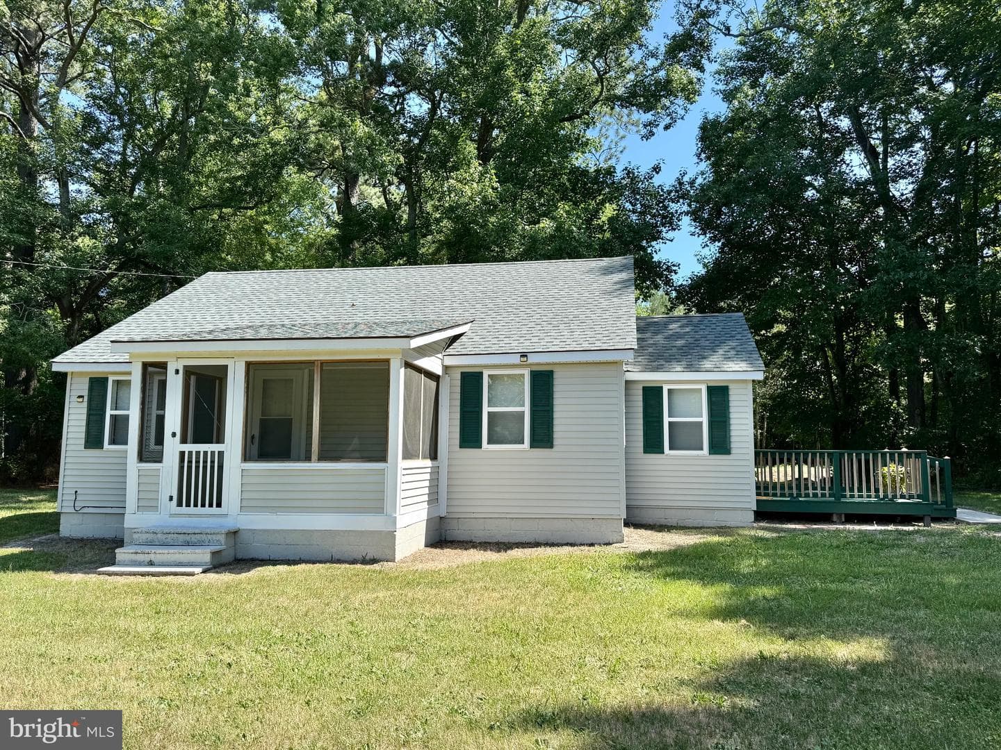 8130 Woods Lane, Westover