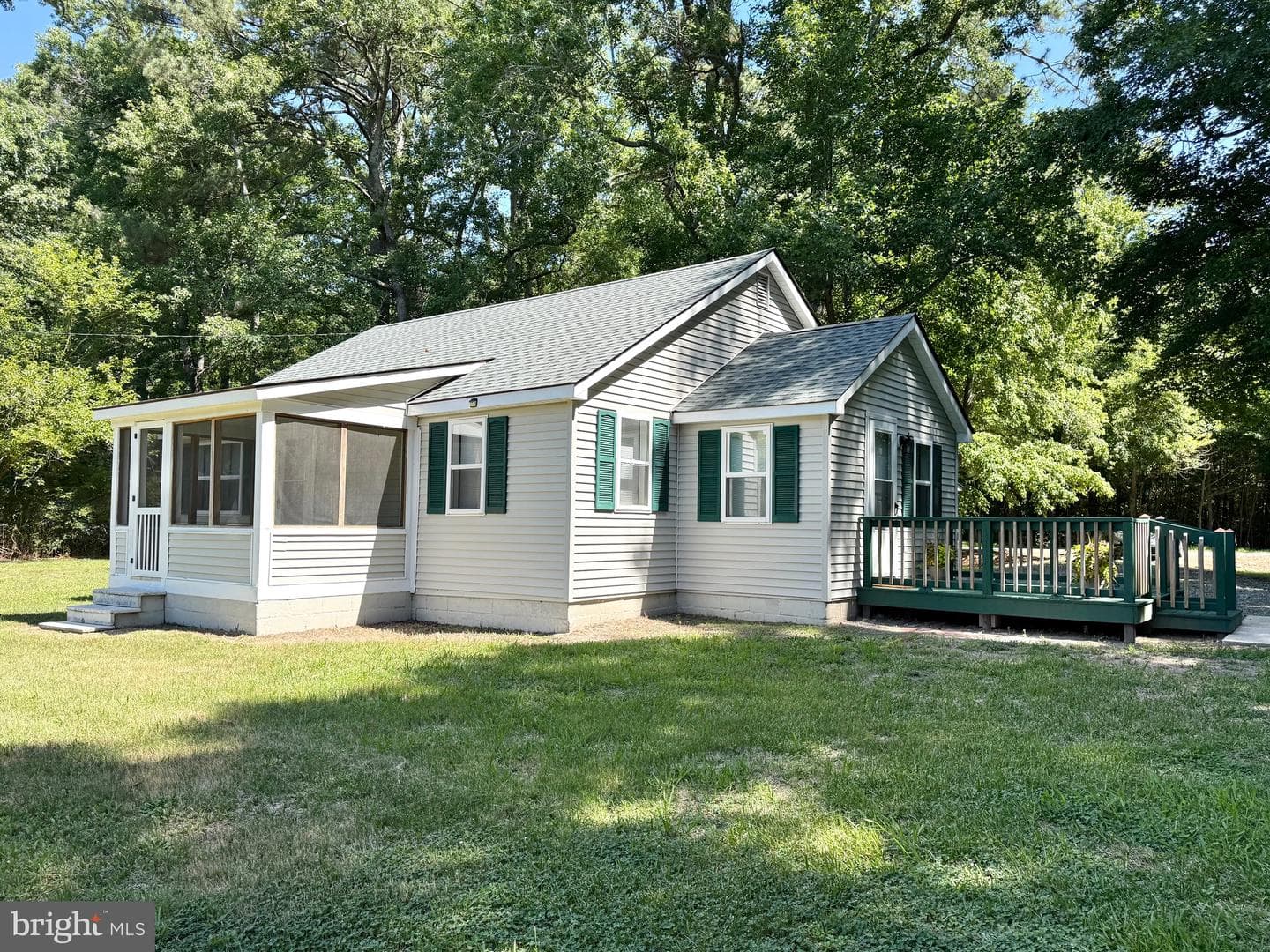 8130 Woods Lane, Westover