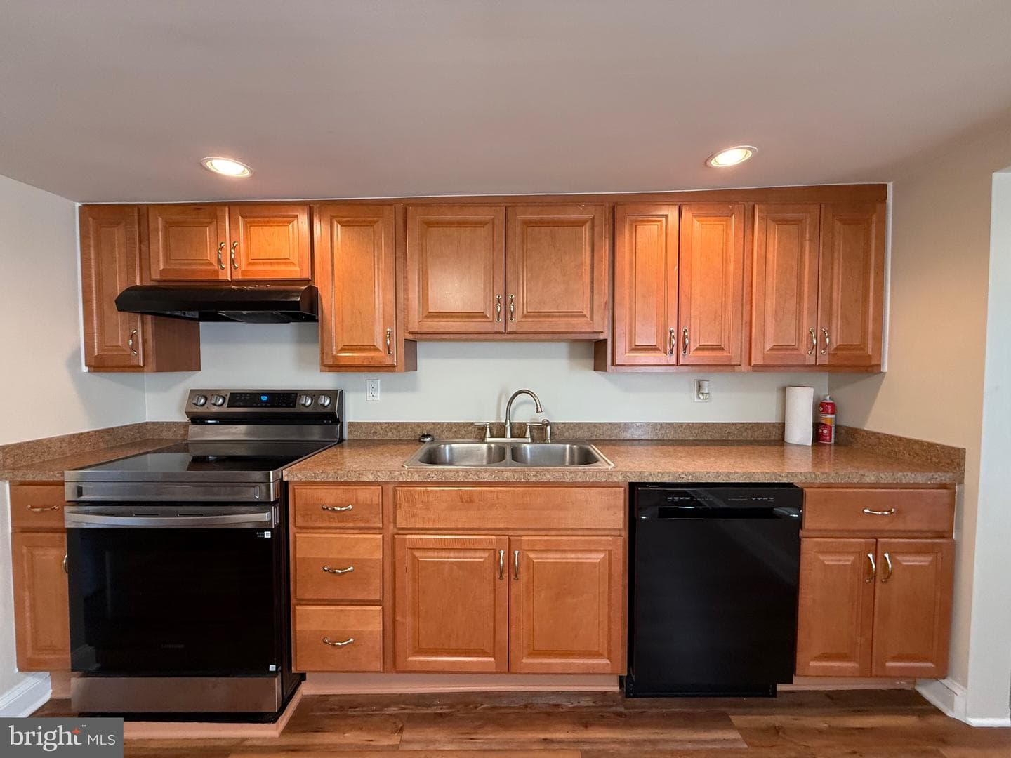 8130 Woods Lane photo 5