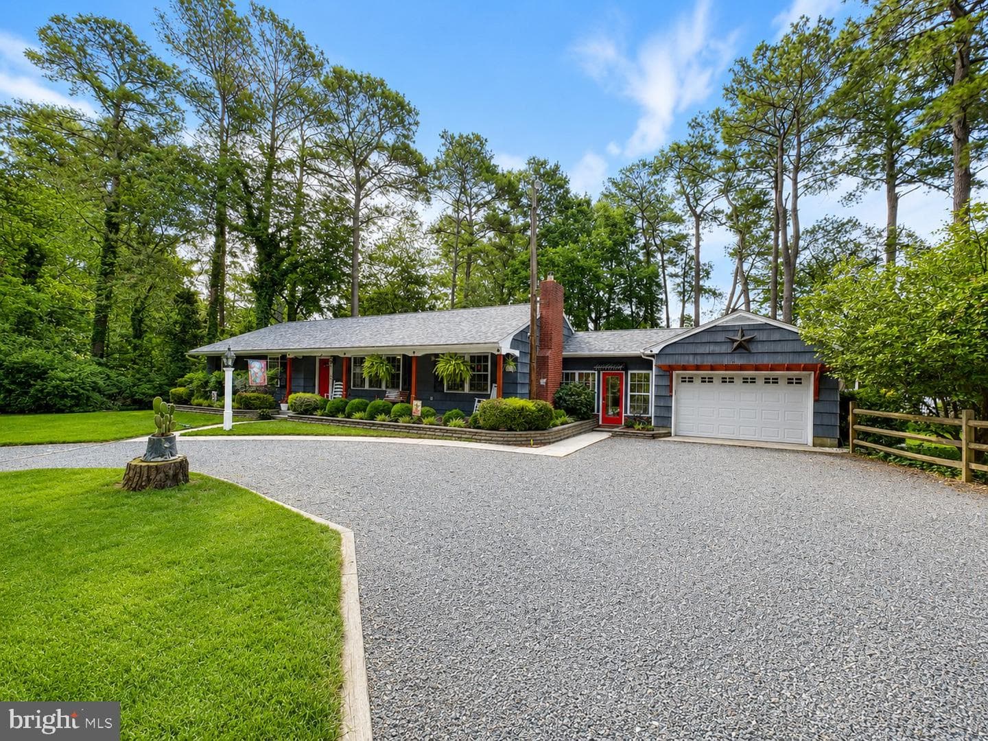 8141 Courthouse Hill Road photo 1
