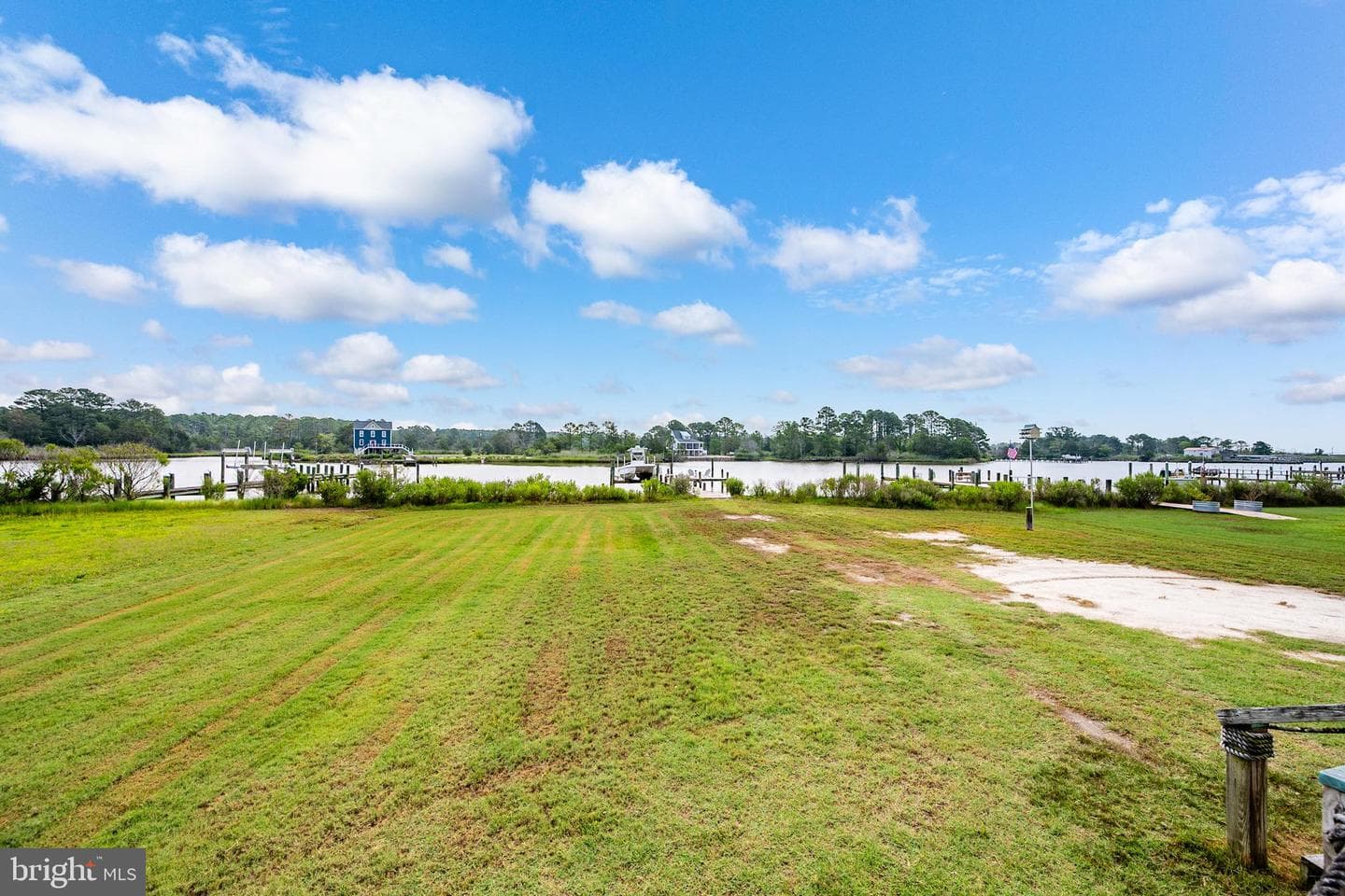 27093 Point Road photo 54