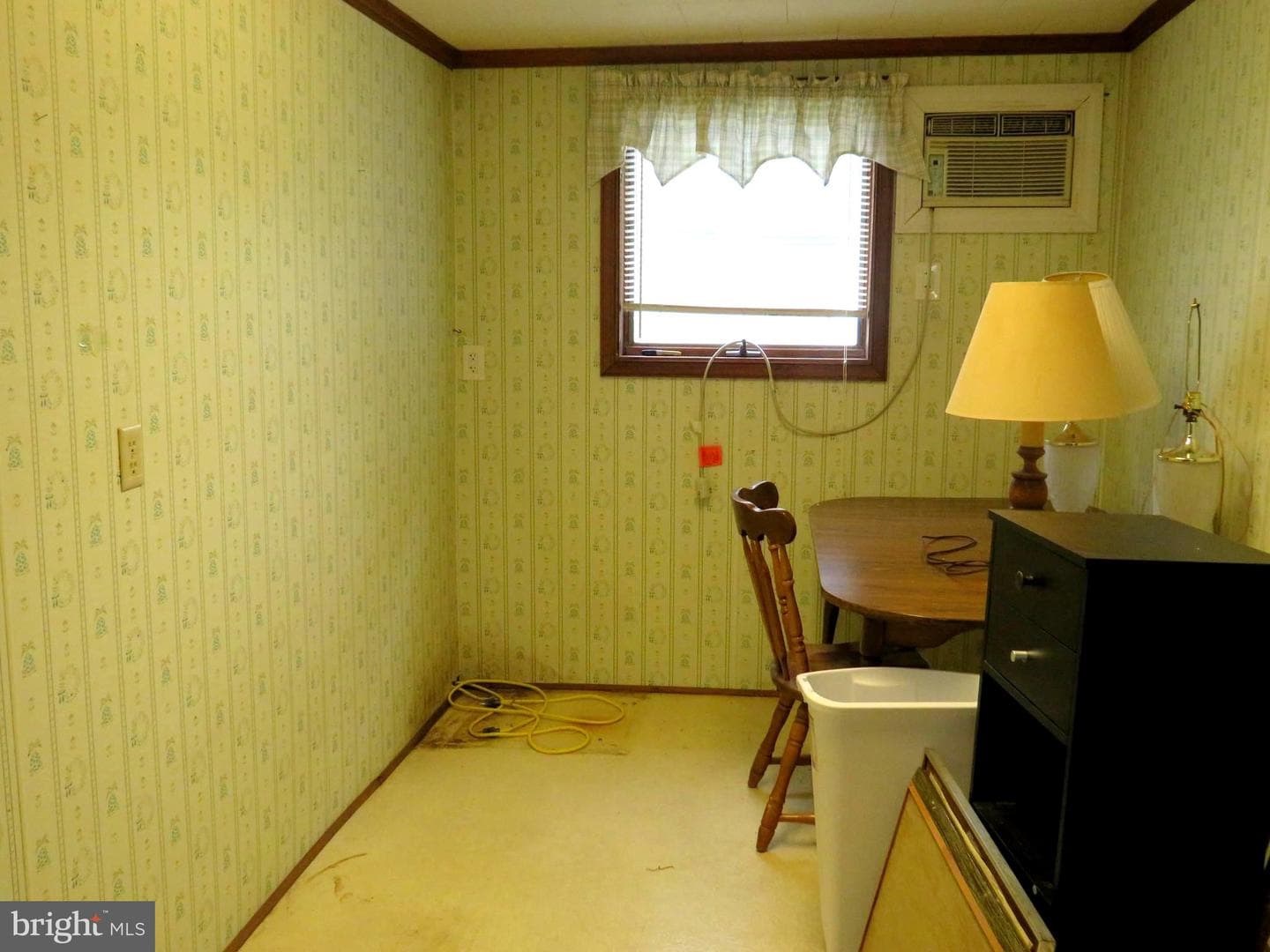 26427 Mariners Road photo 10
