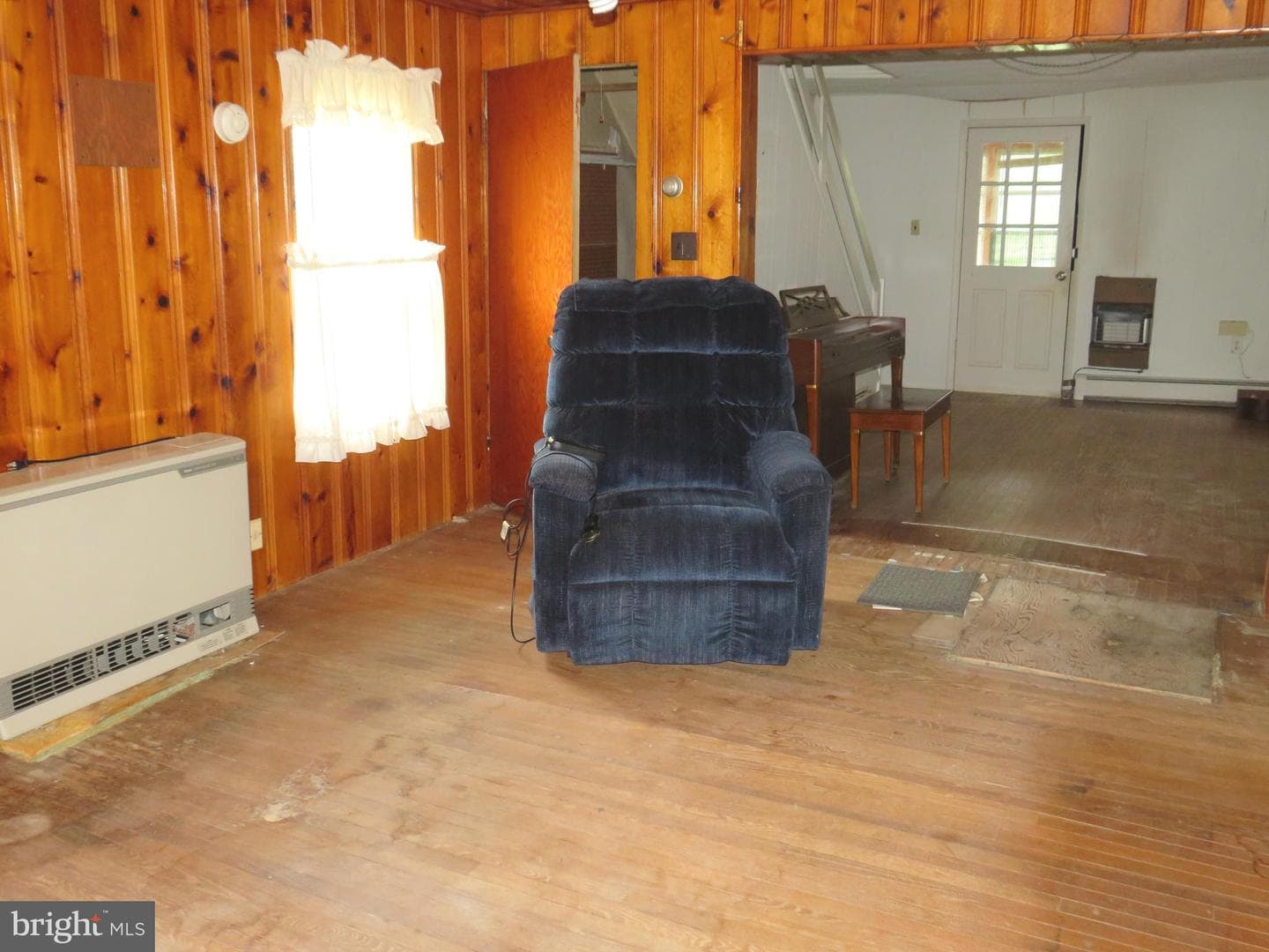 26427 Mariners Road photo 11