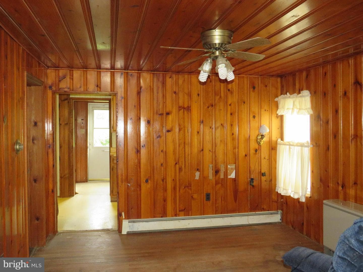 26427 Mariners Road photo 22