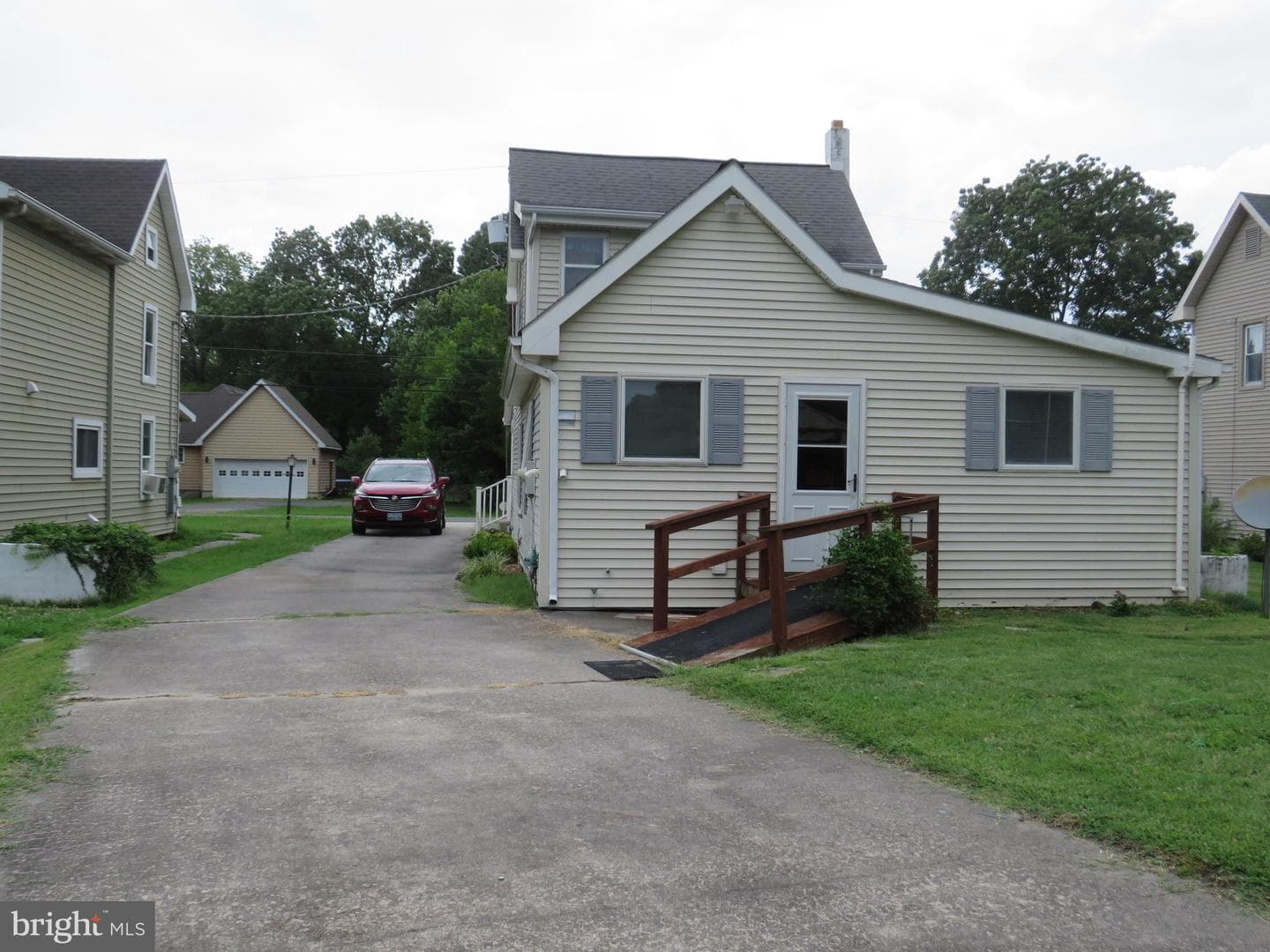 26427 Mariners Road photo 4