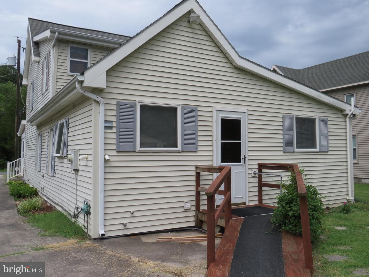 26427 Mariners Road photo 5