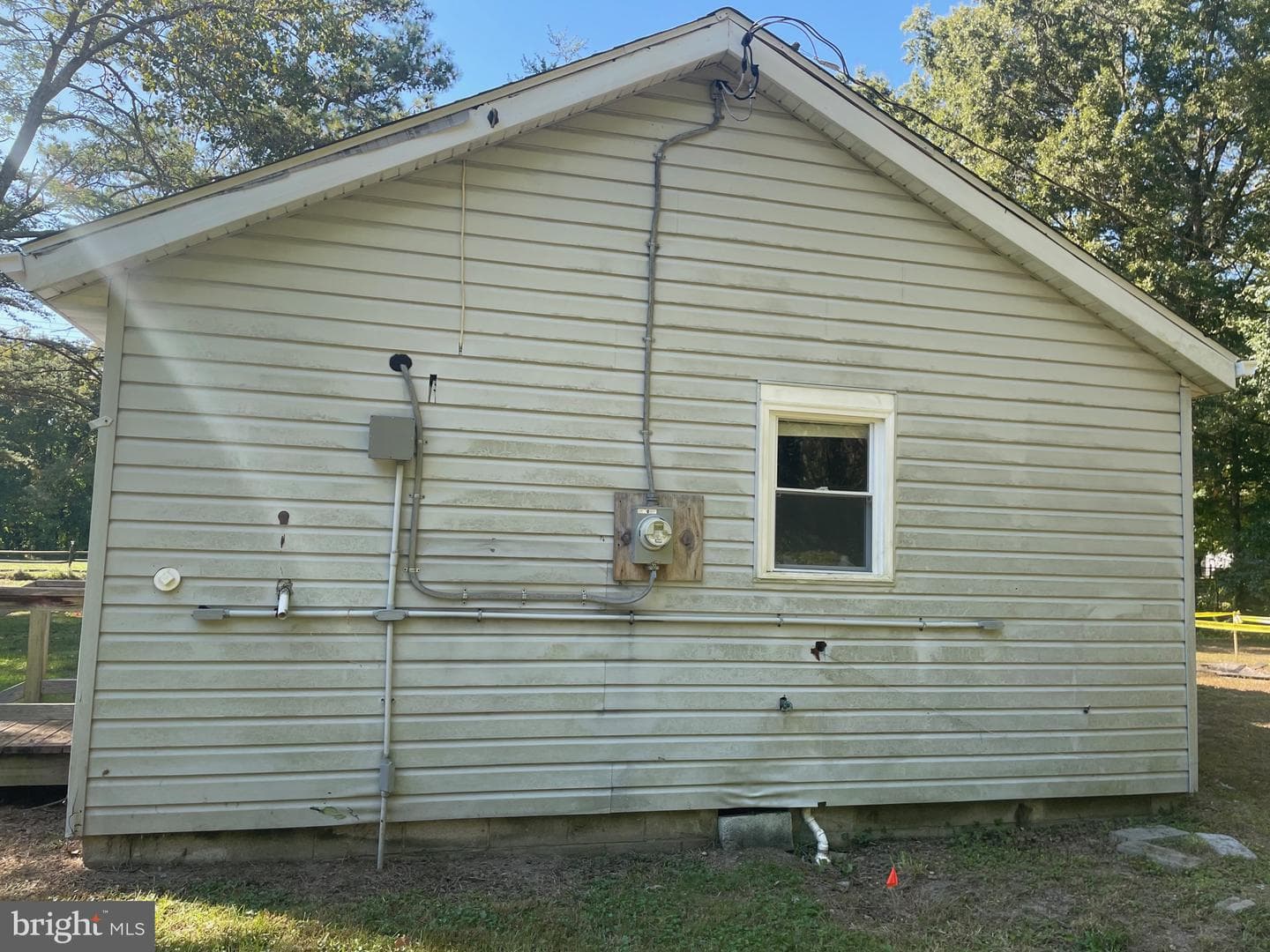6053 Manadier Road photo 4