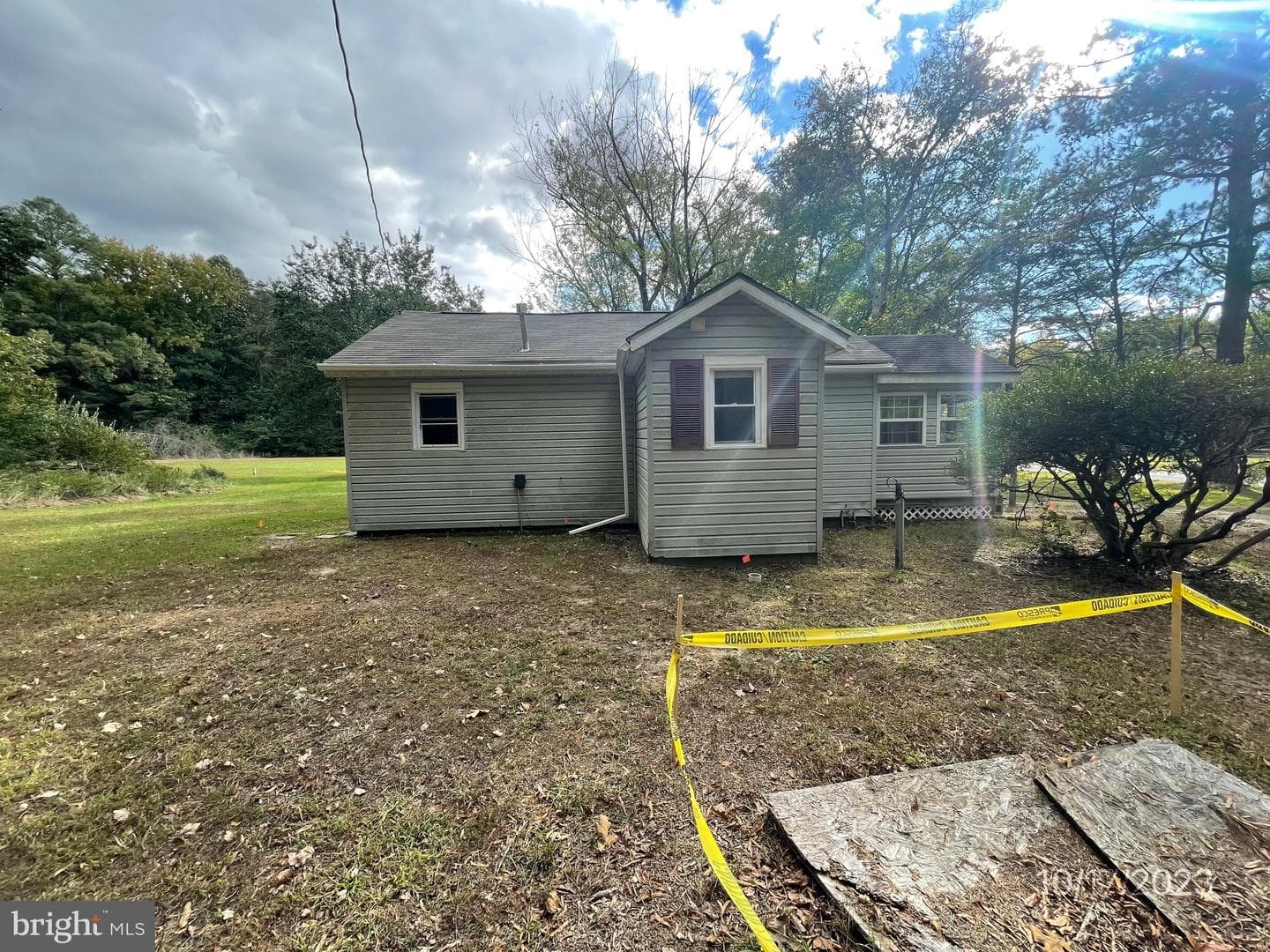 6053 Manadier Road photo 5