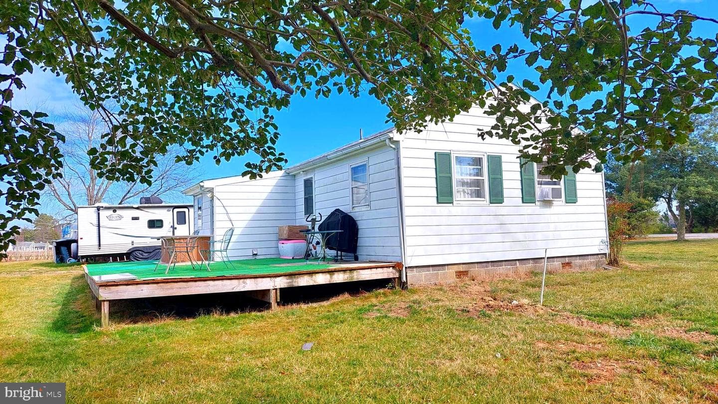 11036 Cordova Road photo 2