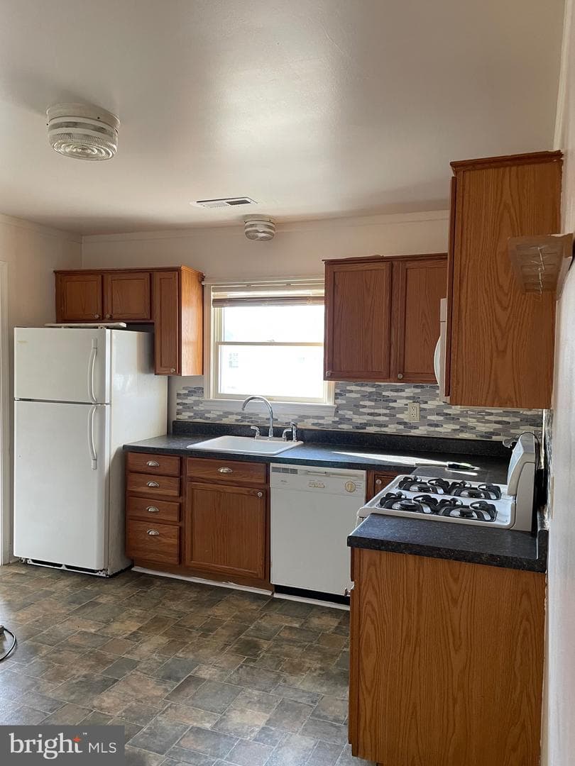 120 Prospect Avenue photo 10
