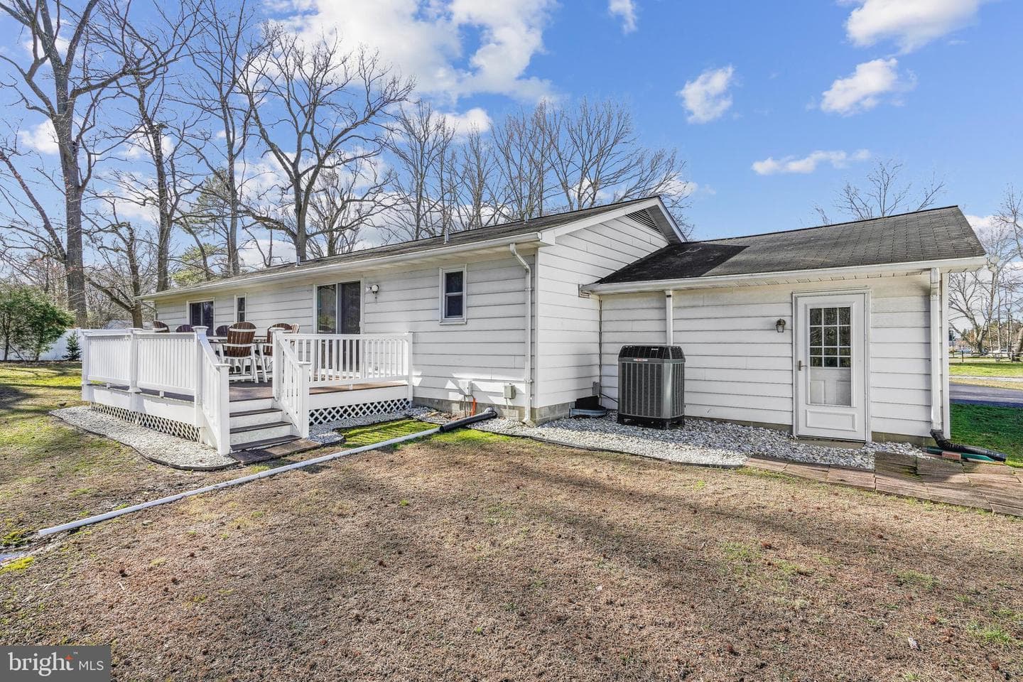 521 Hazelwood Drive photo 5
