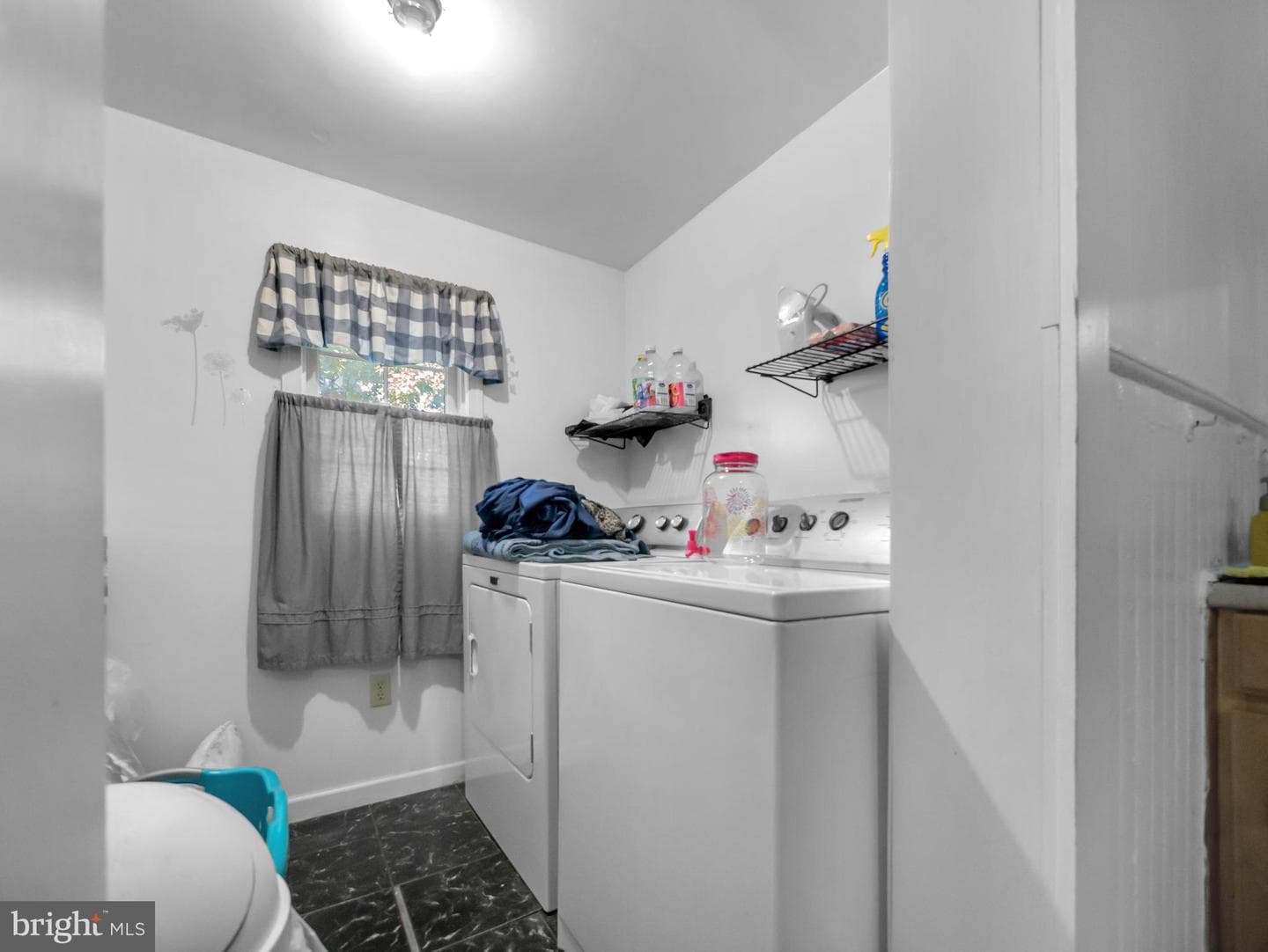 105 Glenwood Avenue photo 12
