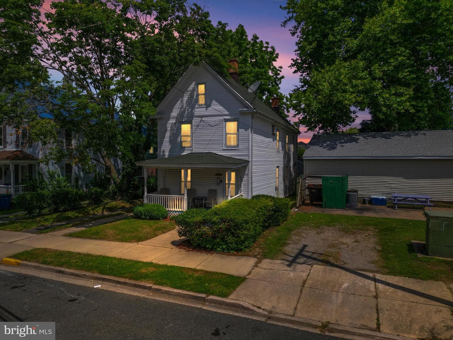 105 Glenwood Avenue photo 2