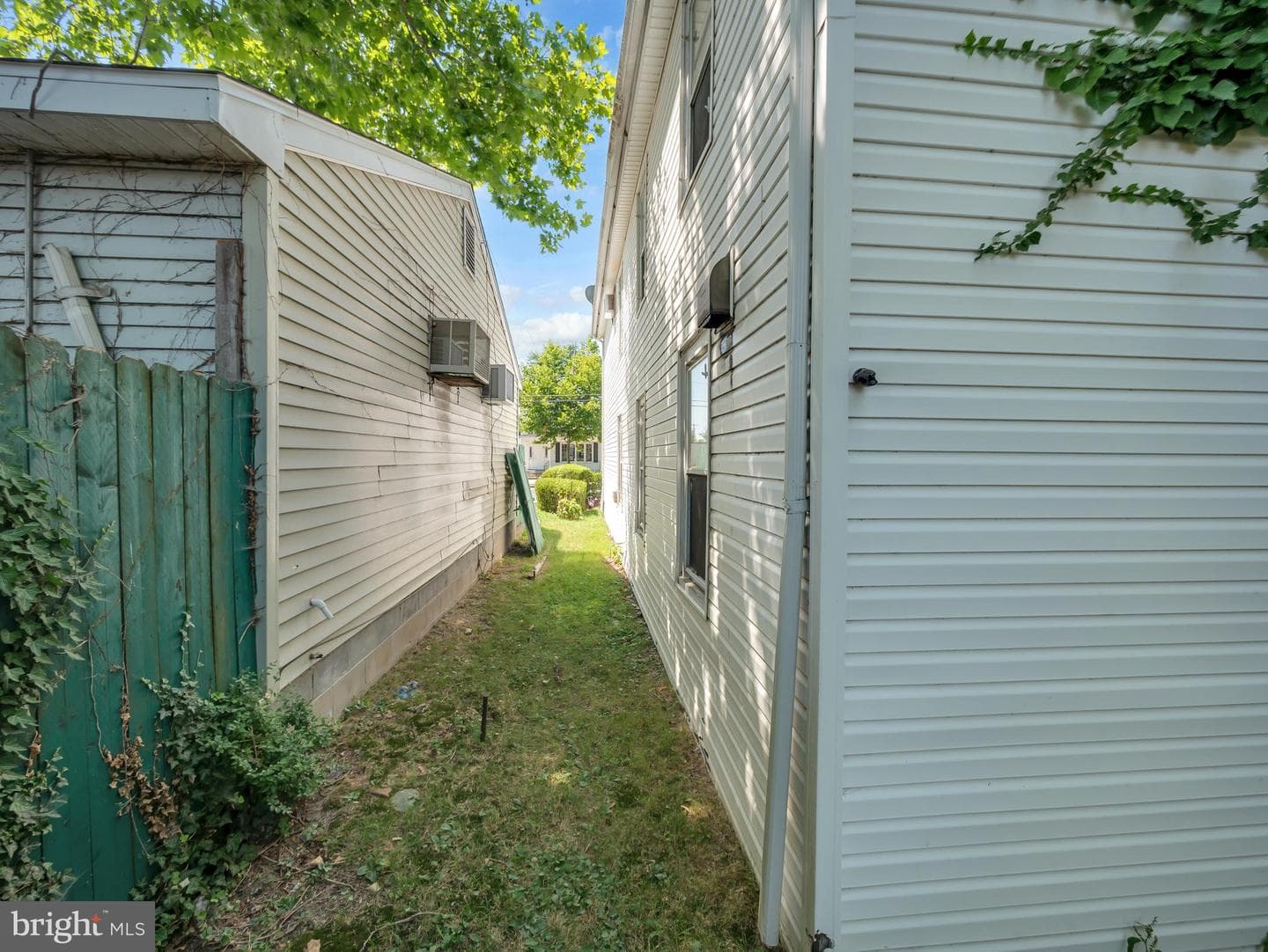 105 Glenwood Avenue photo 23