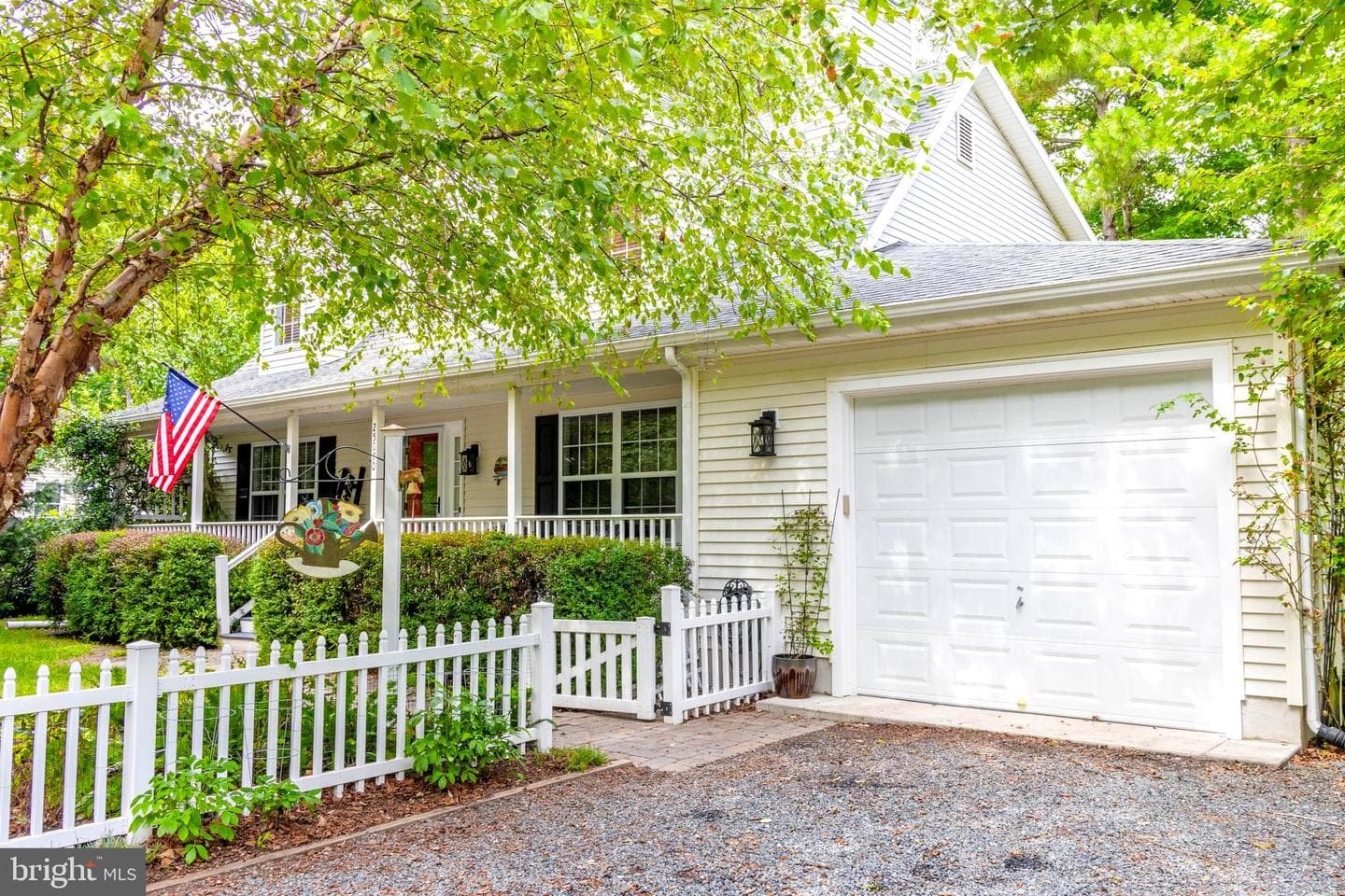 25070 Hurley Lane photo 2