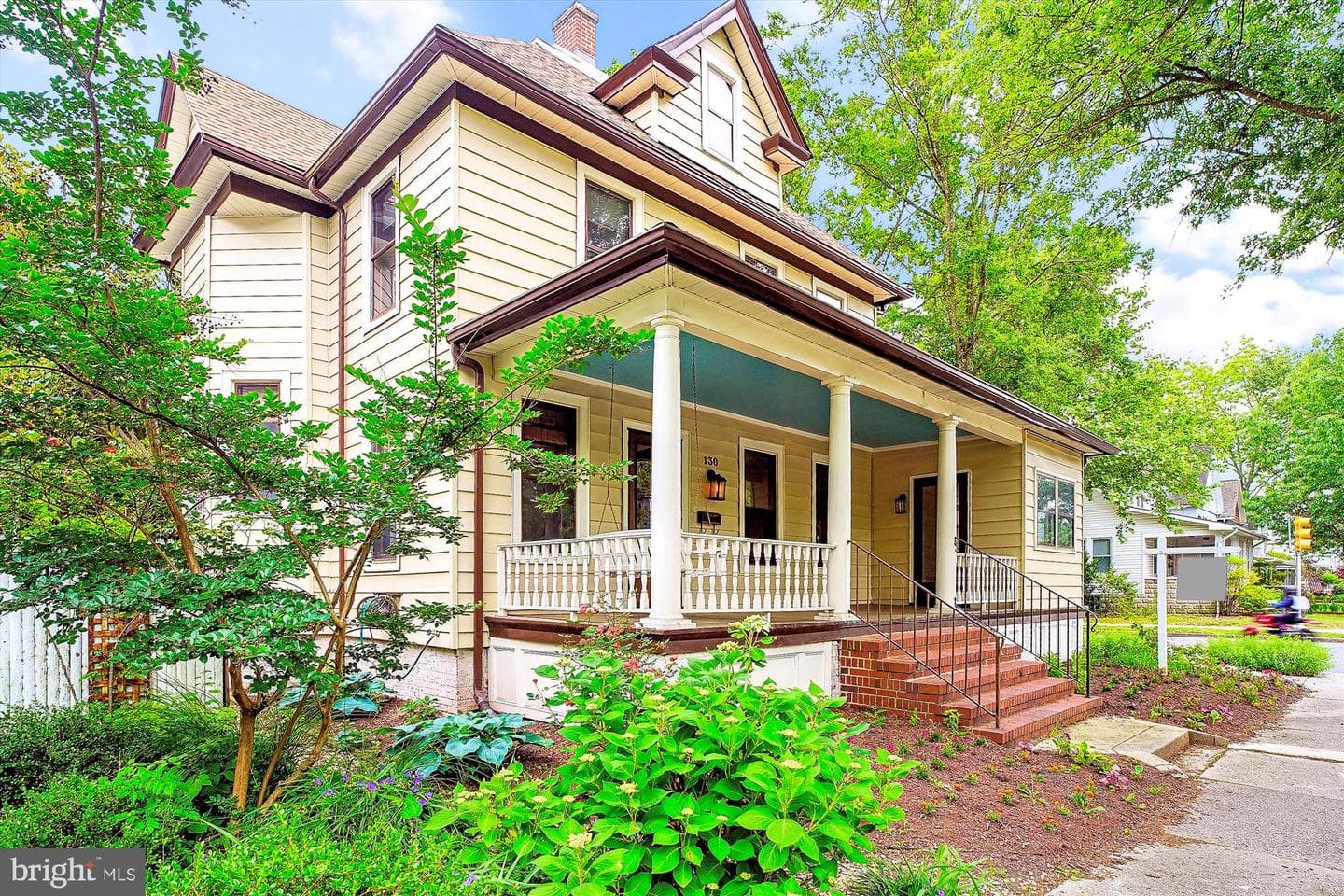 130 S Aurora Street photo 1