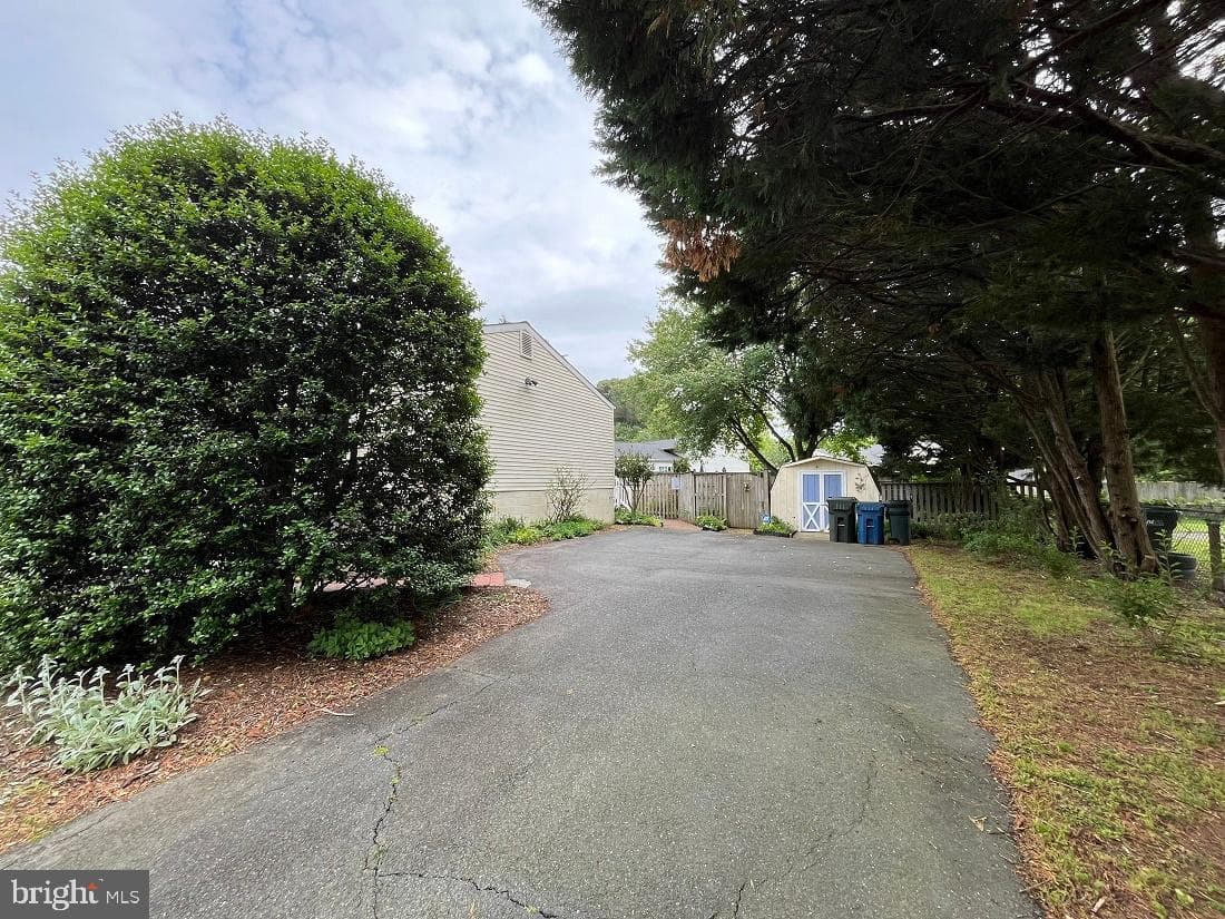 7305 Frances Street photo 11