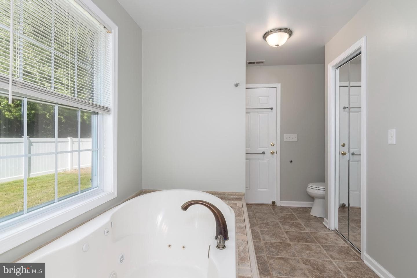 6824 Hopkins Neck Road photo 25