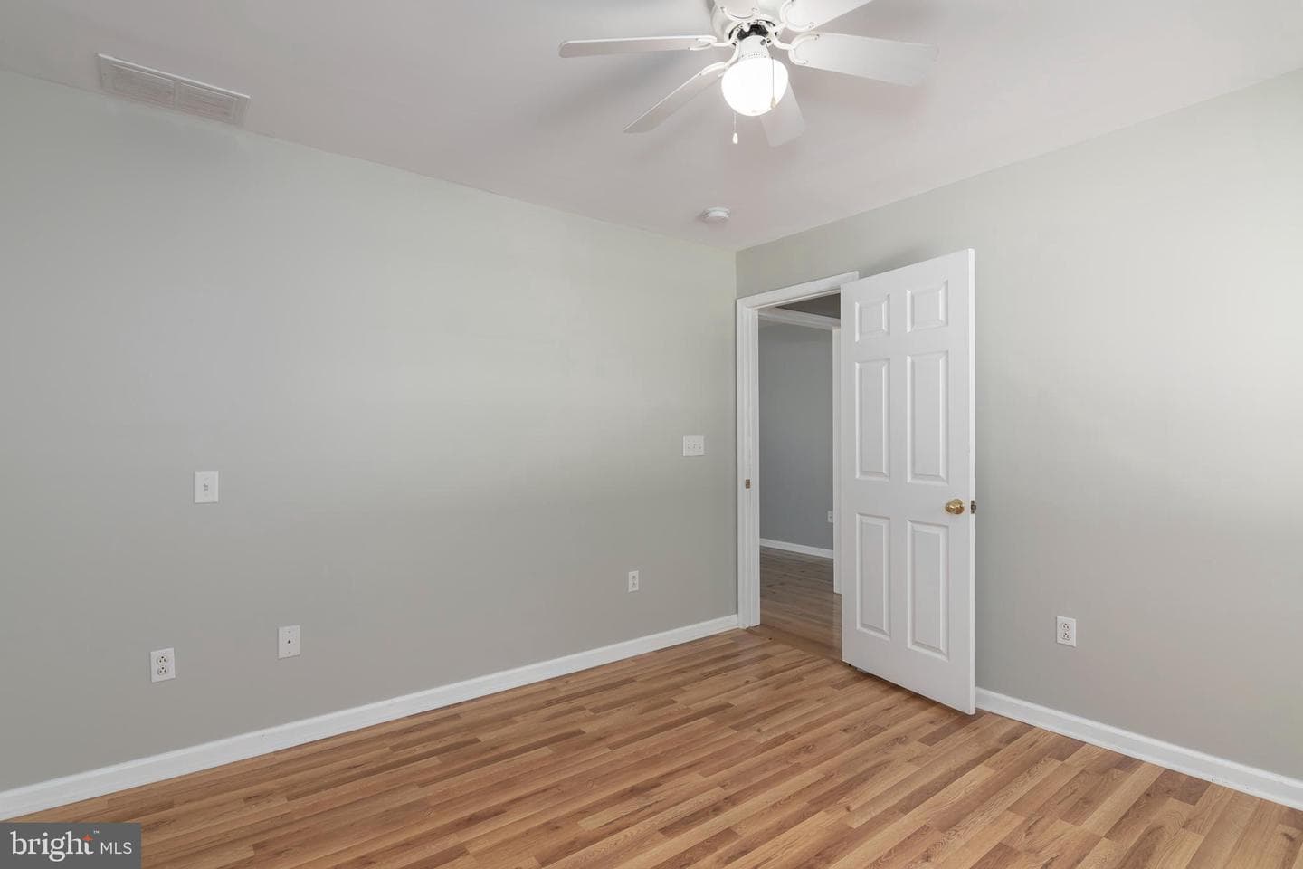 6824 Hopkins Neck Road photo 32