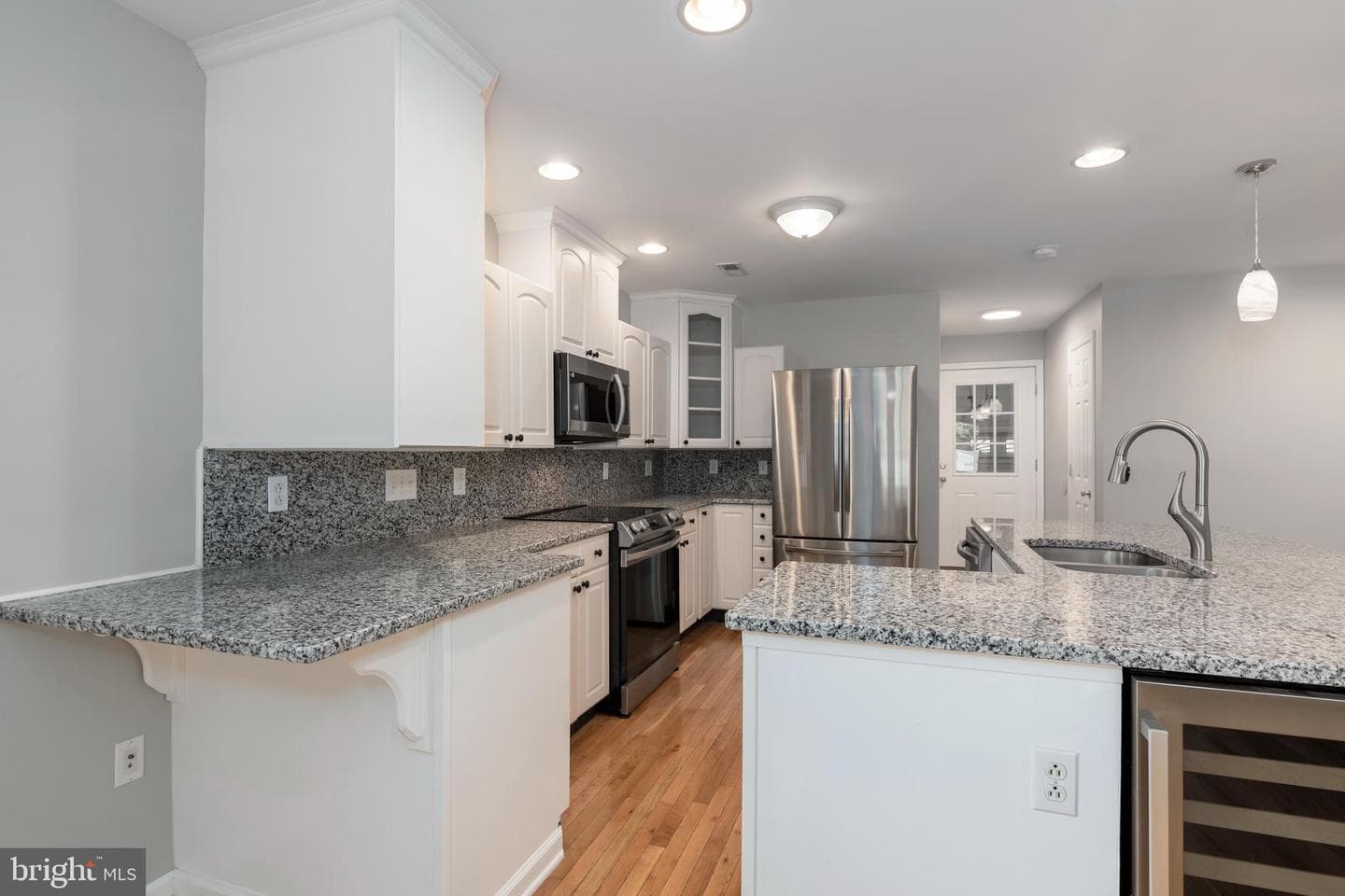 6824 Hopkins Neck Road photo 9