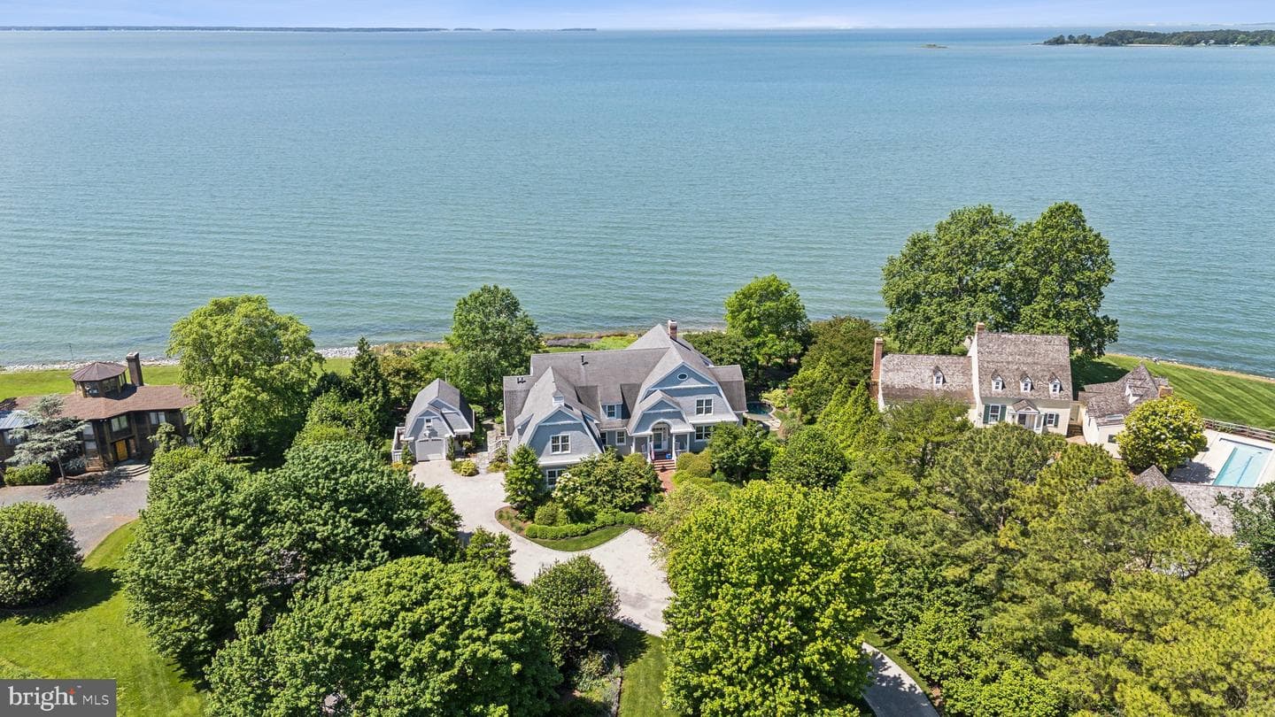 26025 Bachelors Harbor Drive photo 3