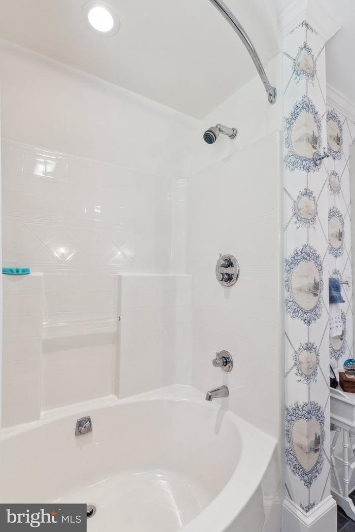 26025 Bachelors Harbor Drive photo 66