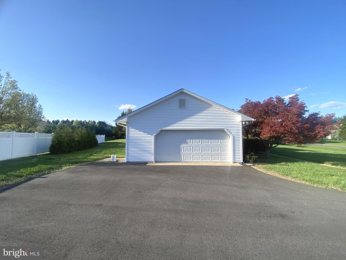 12750 Orchard Drive photo 9
