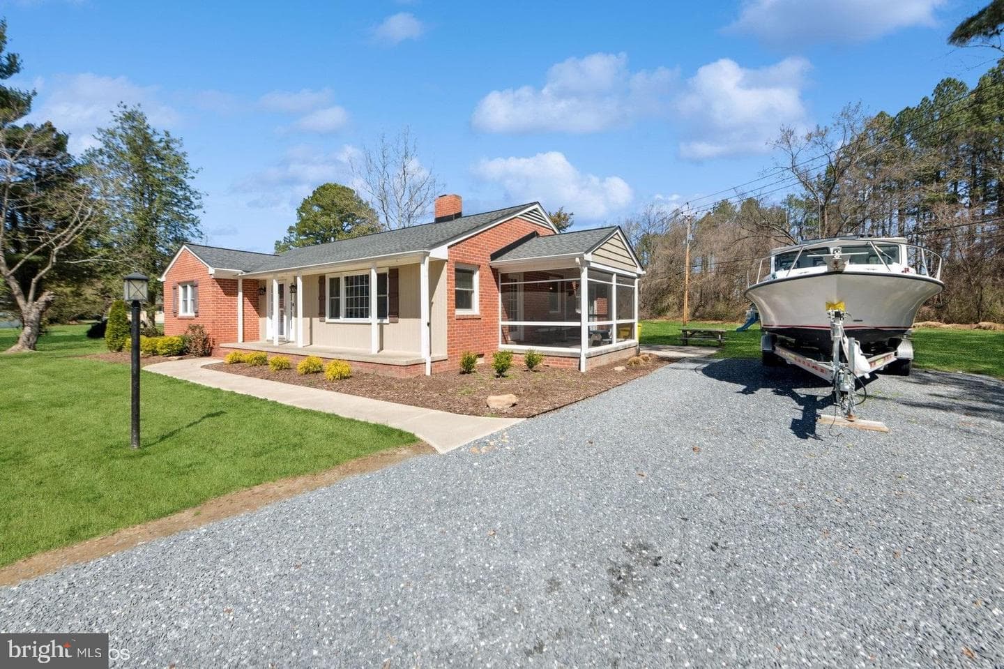 7916 Belle Aire Place photo 4