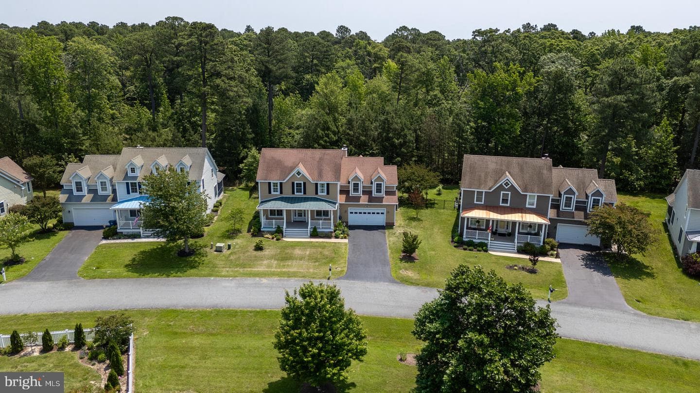 24977 Back Creek Drive photo 4