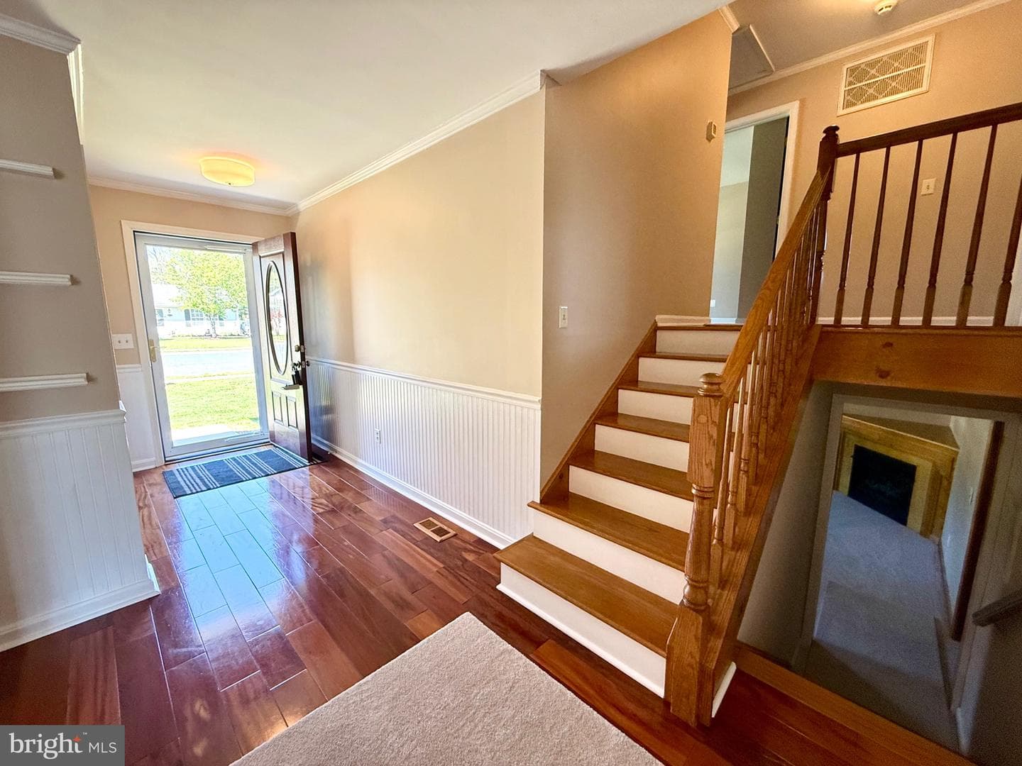 8635 Brenton Drive photo 10