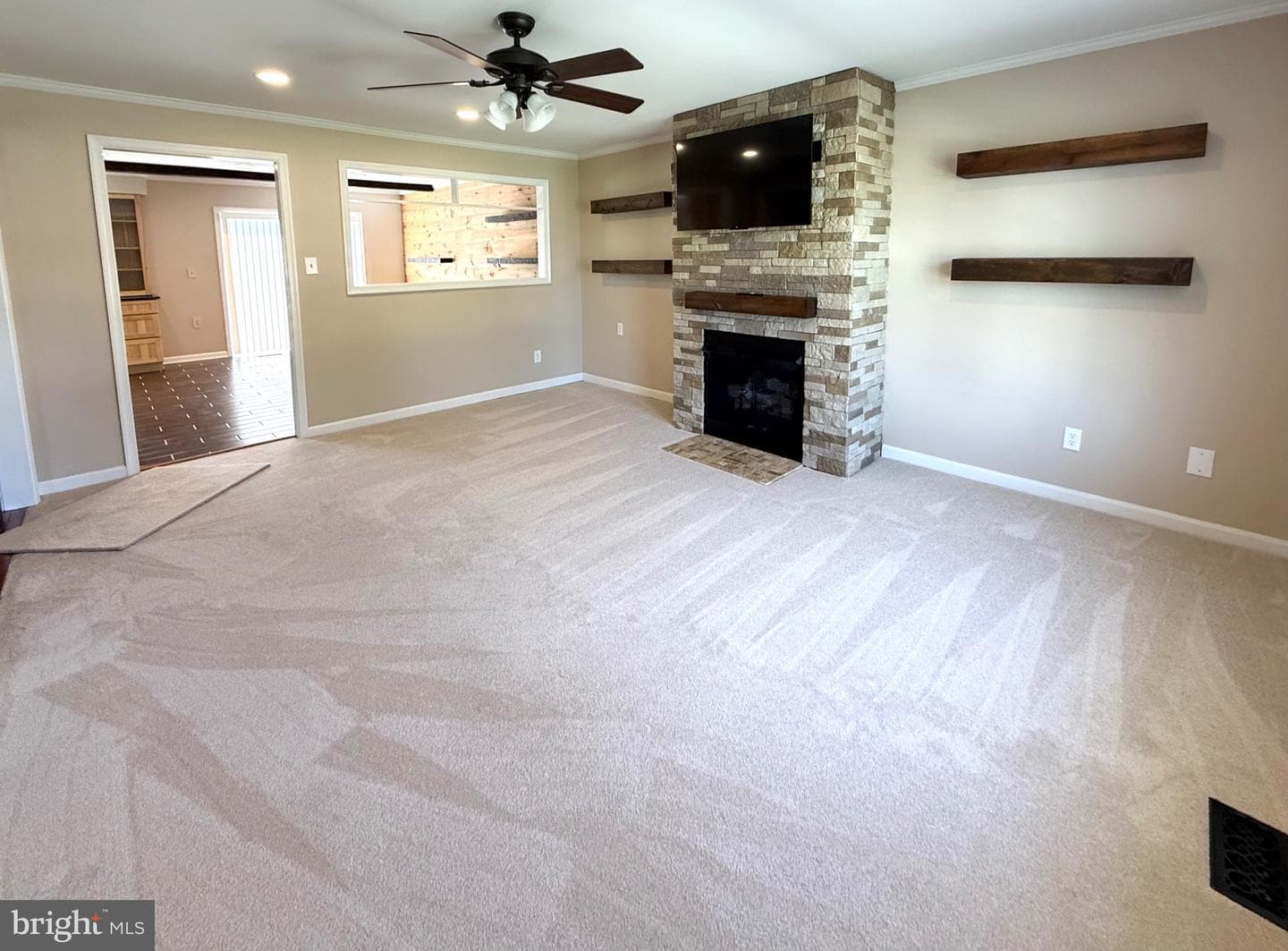 8635 Brenton Drive photo 14